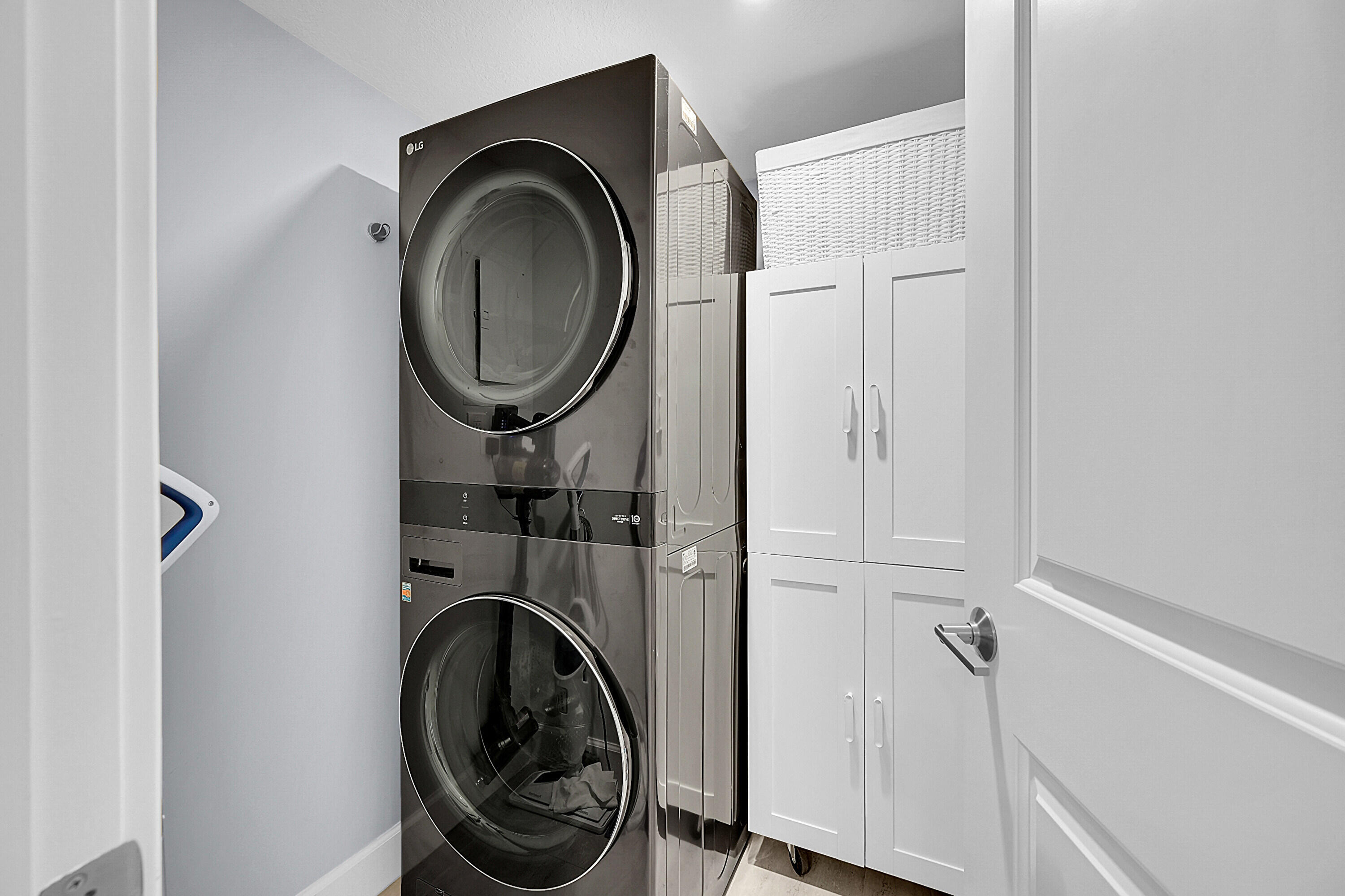 BRIARWOOD CONDO - Residential Lease