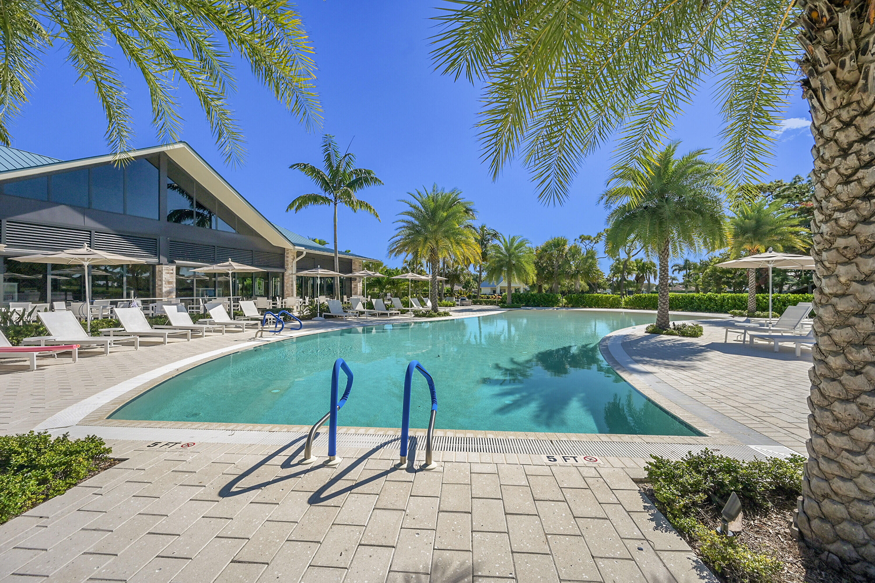 BRIARWOOD CONDO - Residential Lease