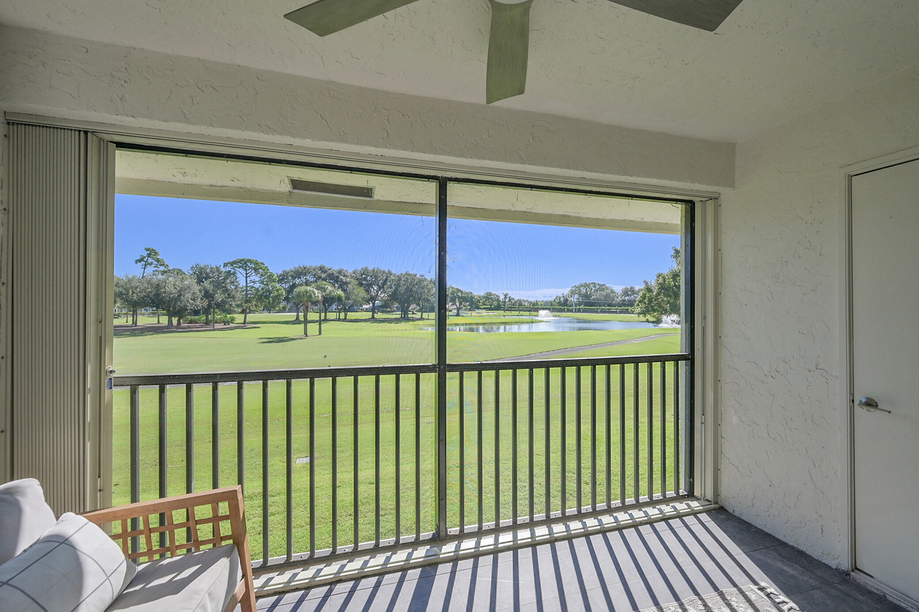 BRIARWOOD CONDO - Residential Lease