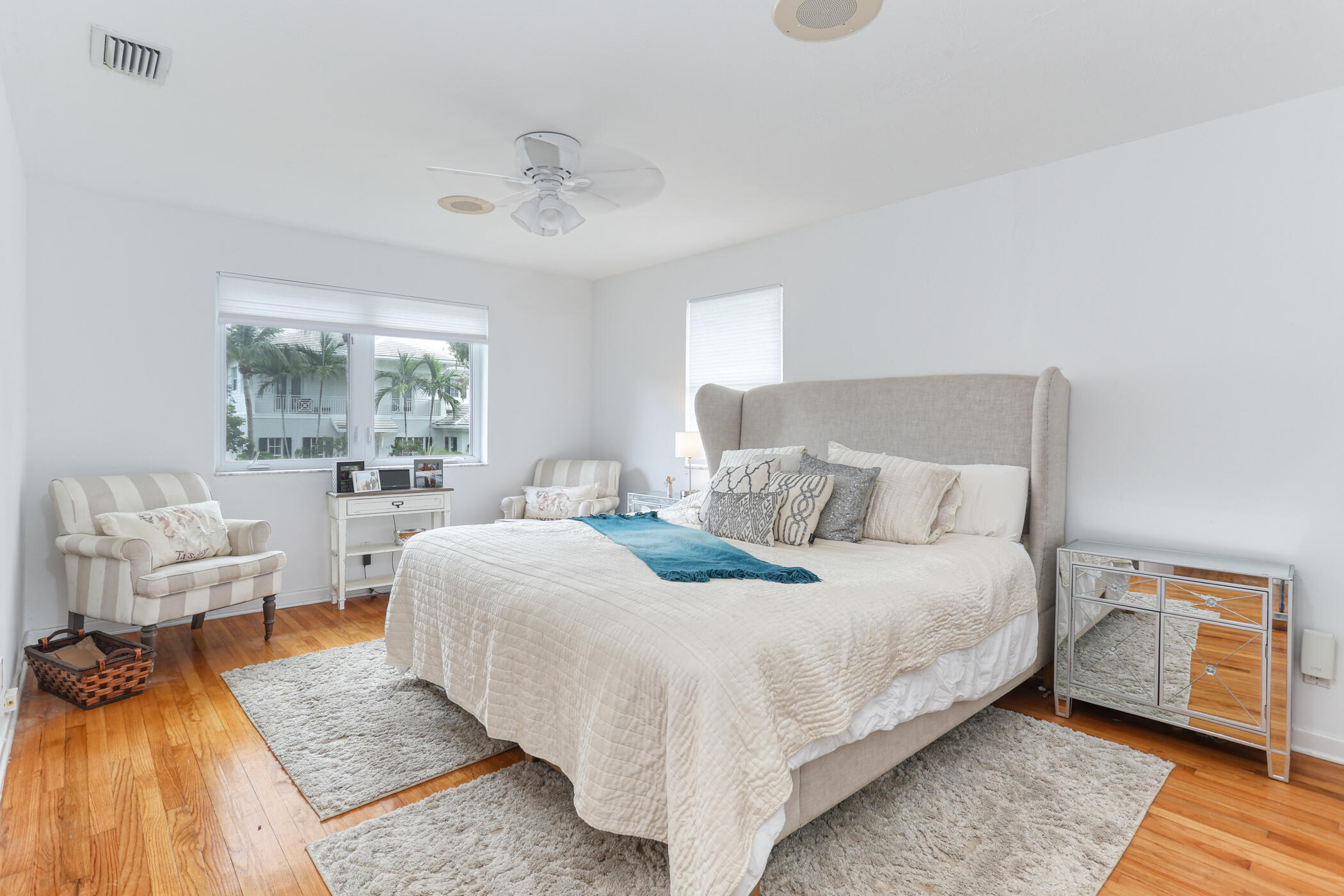 EDGEWATER - Residential