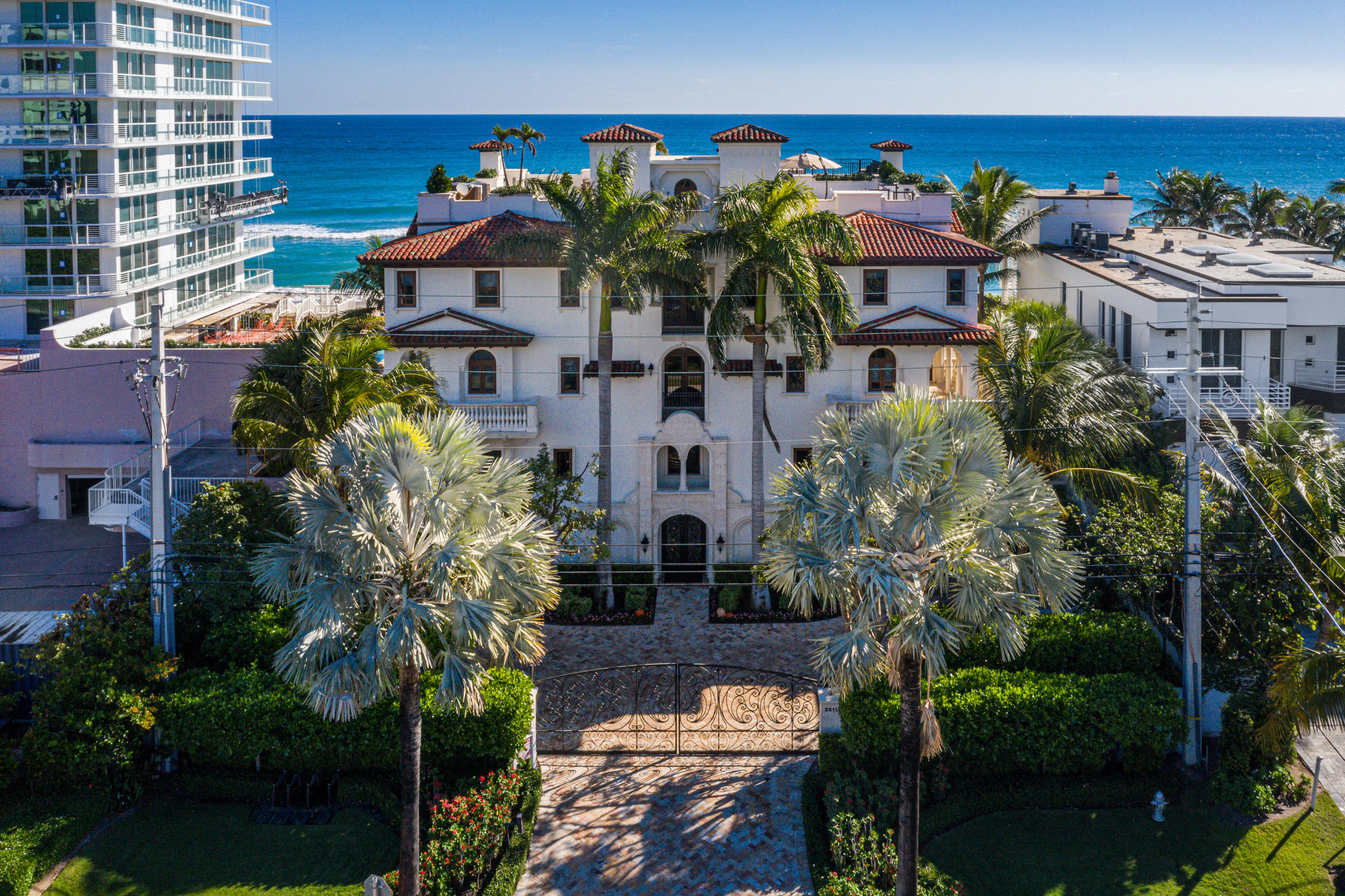 VILLAS AT HIGHLAND BEACH CONDO B - Residential