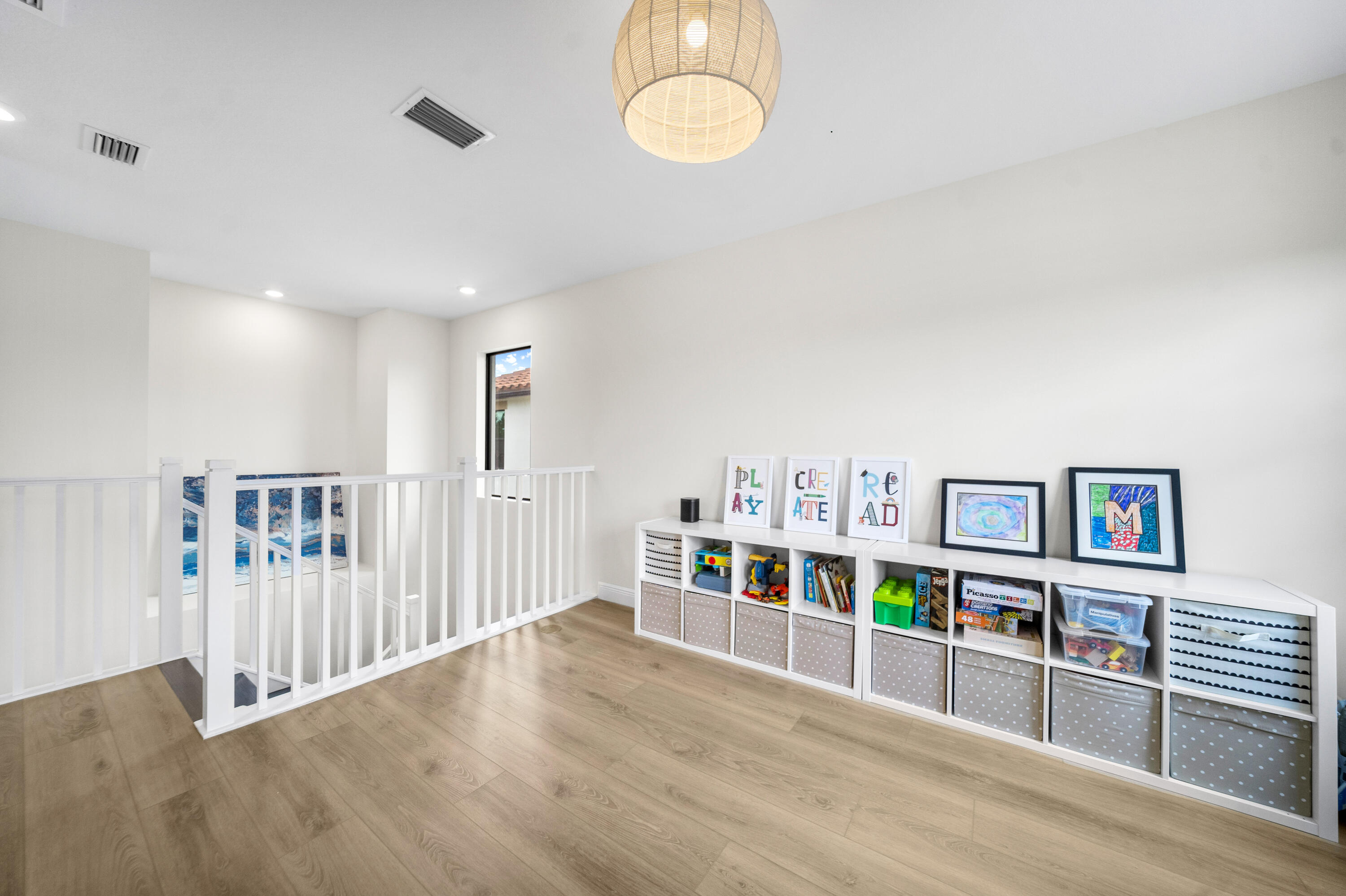 PARKLAND BAY - Residential