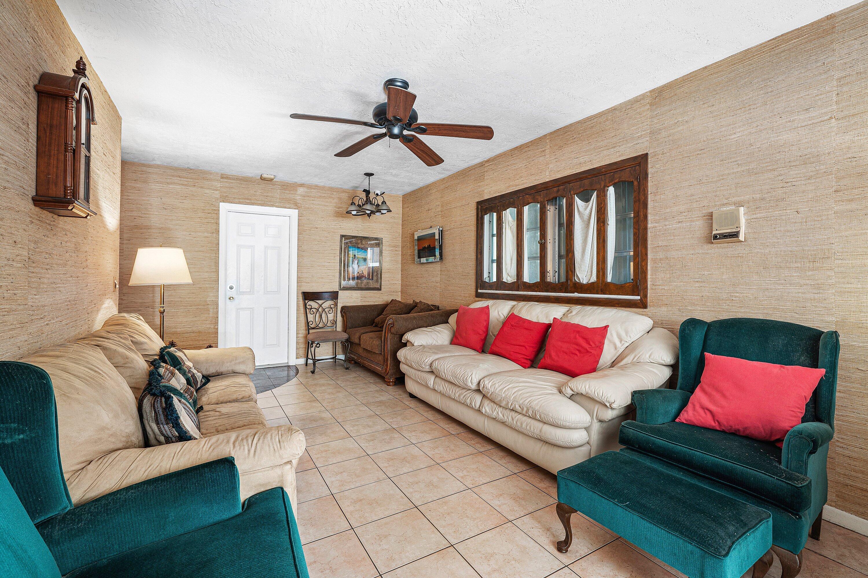 BOCA RATON HILLS SEC 2 - Residential