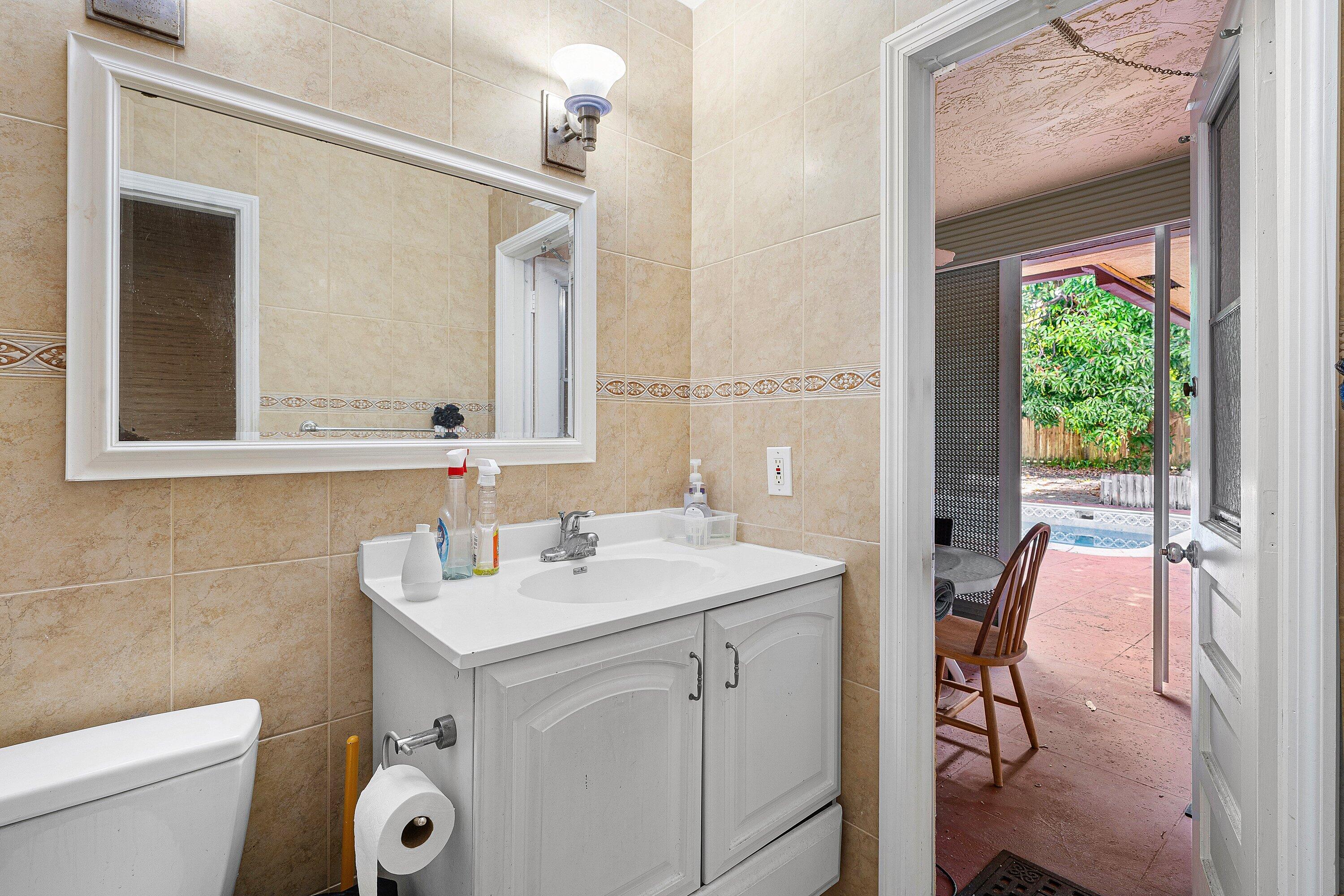 BOCA RATON HILLS SEC 2 - Residential