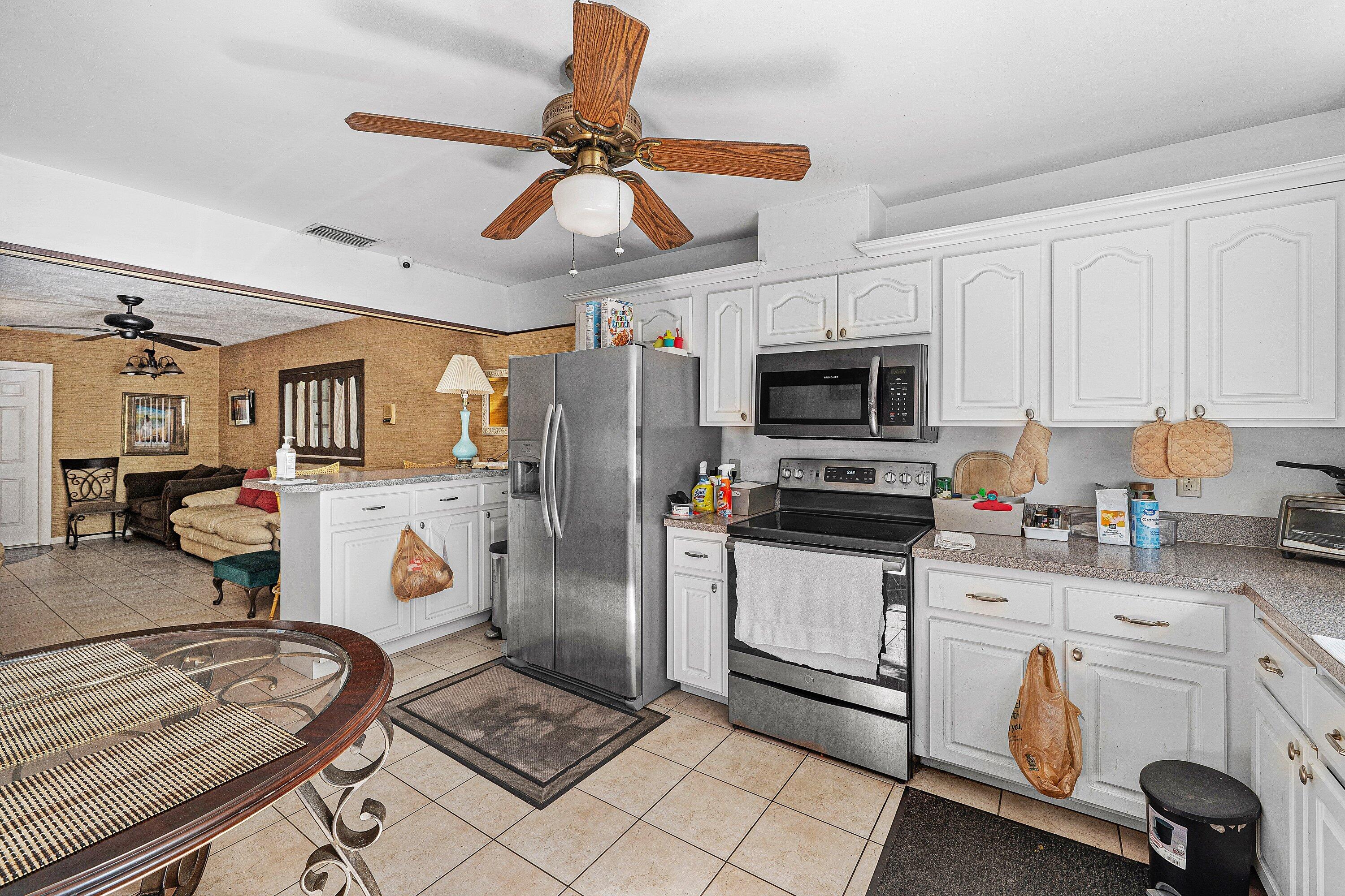 BOCA RATON HILLS SEC 2 - Residential