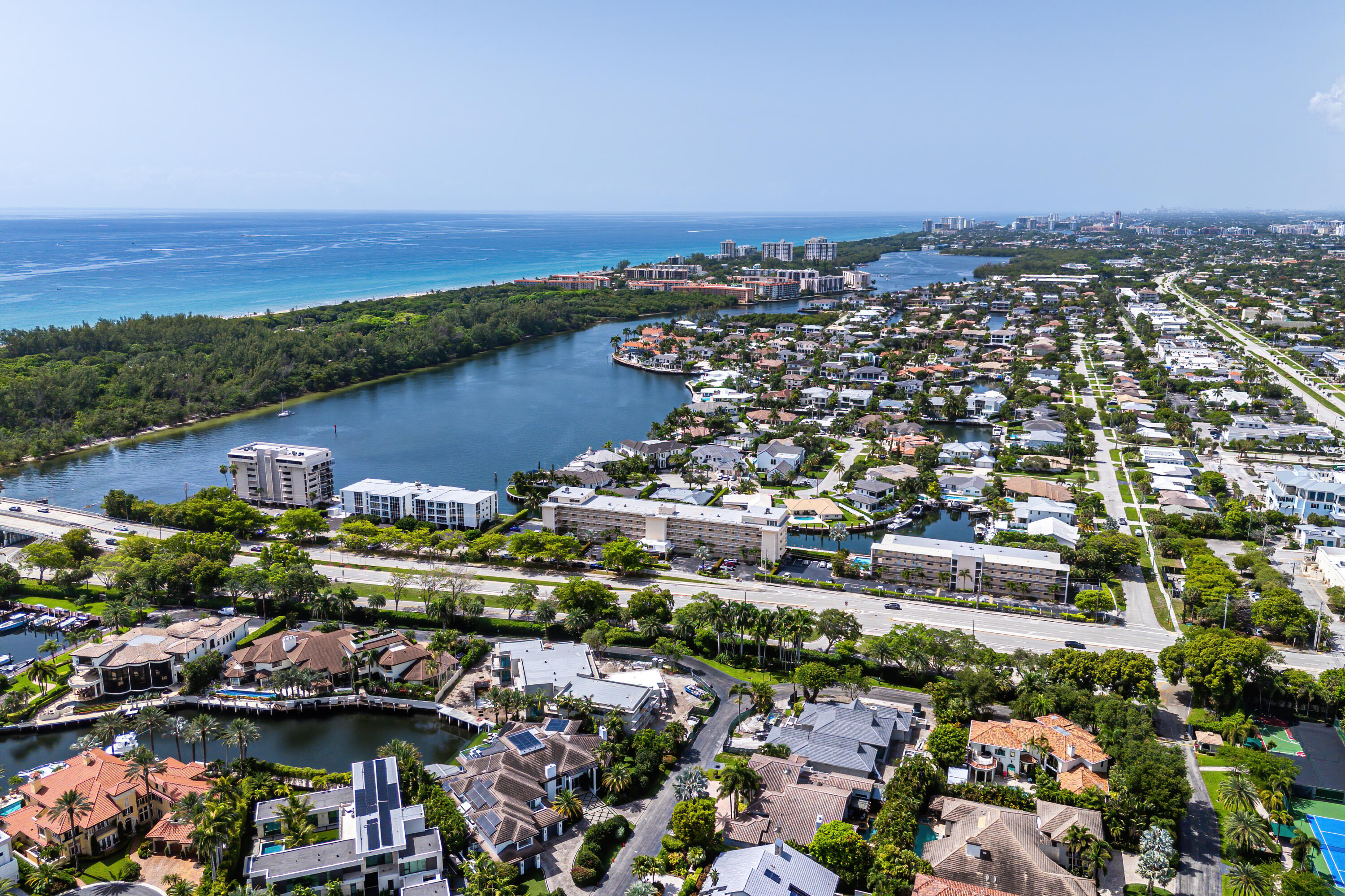 BOCA HOUSE CONDO - Residential
