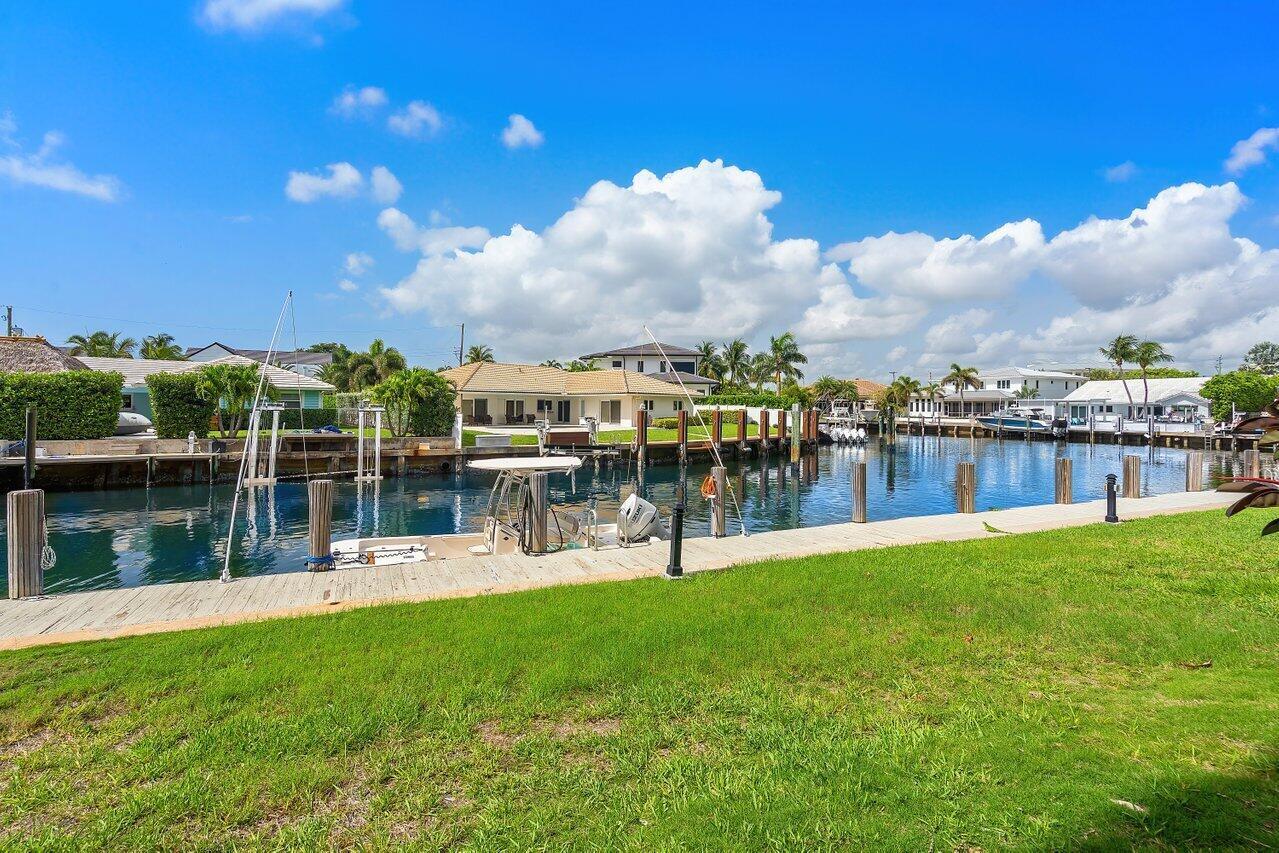 BOCA HOUSE CONDO - Residential