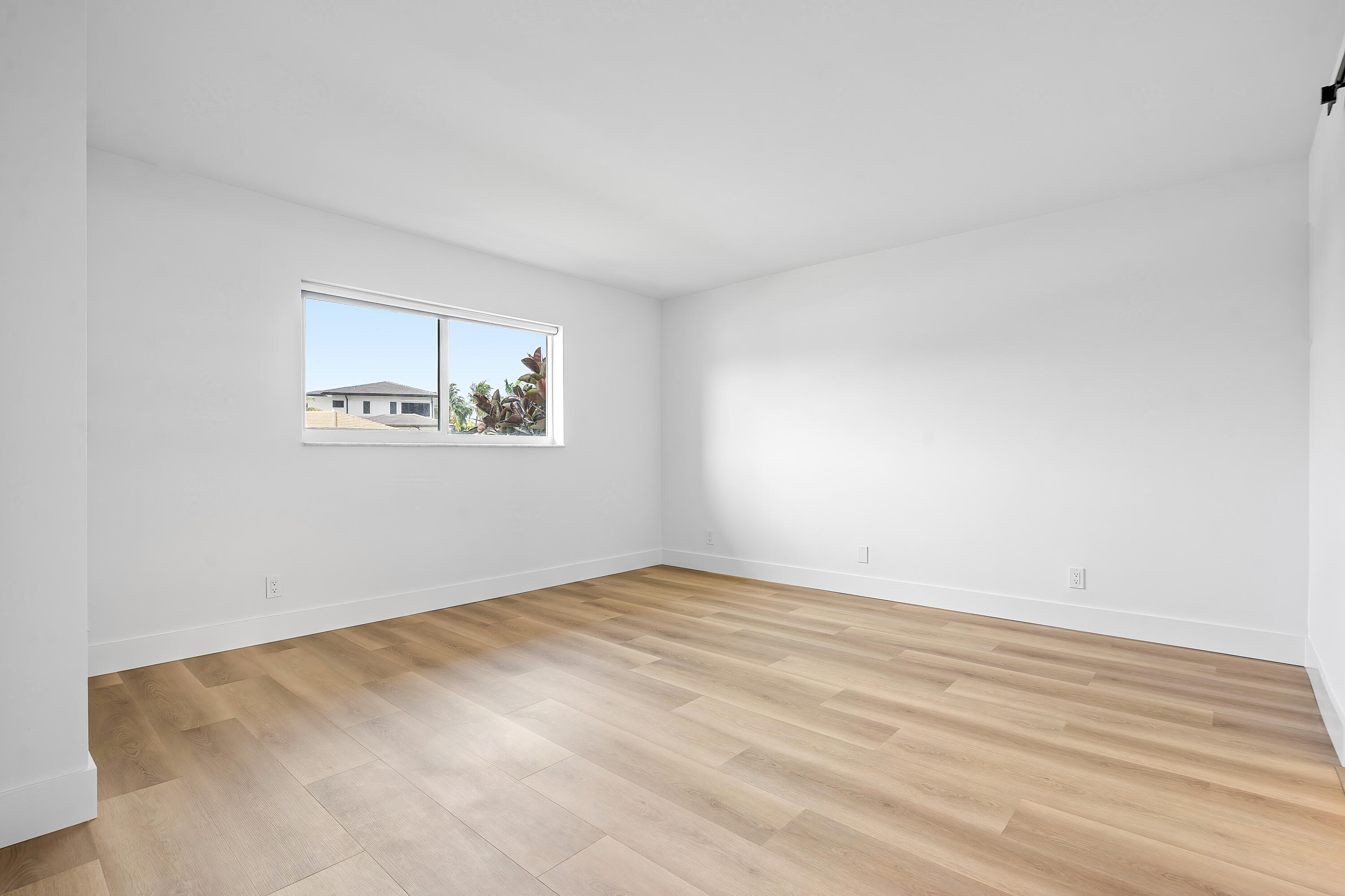 BOCA HOUSE CONDO - Residential