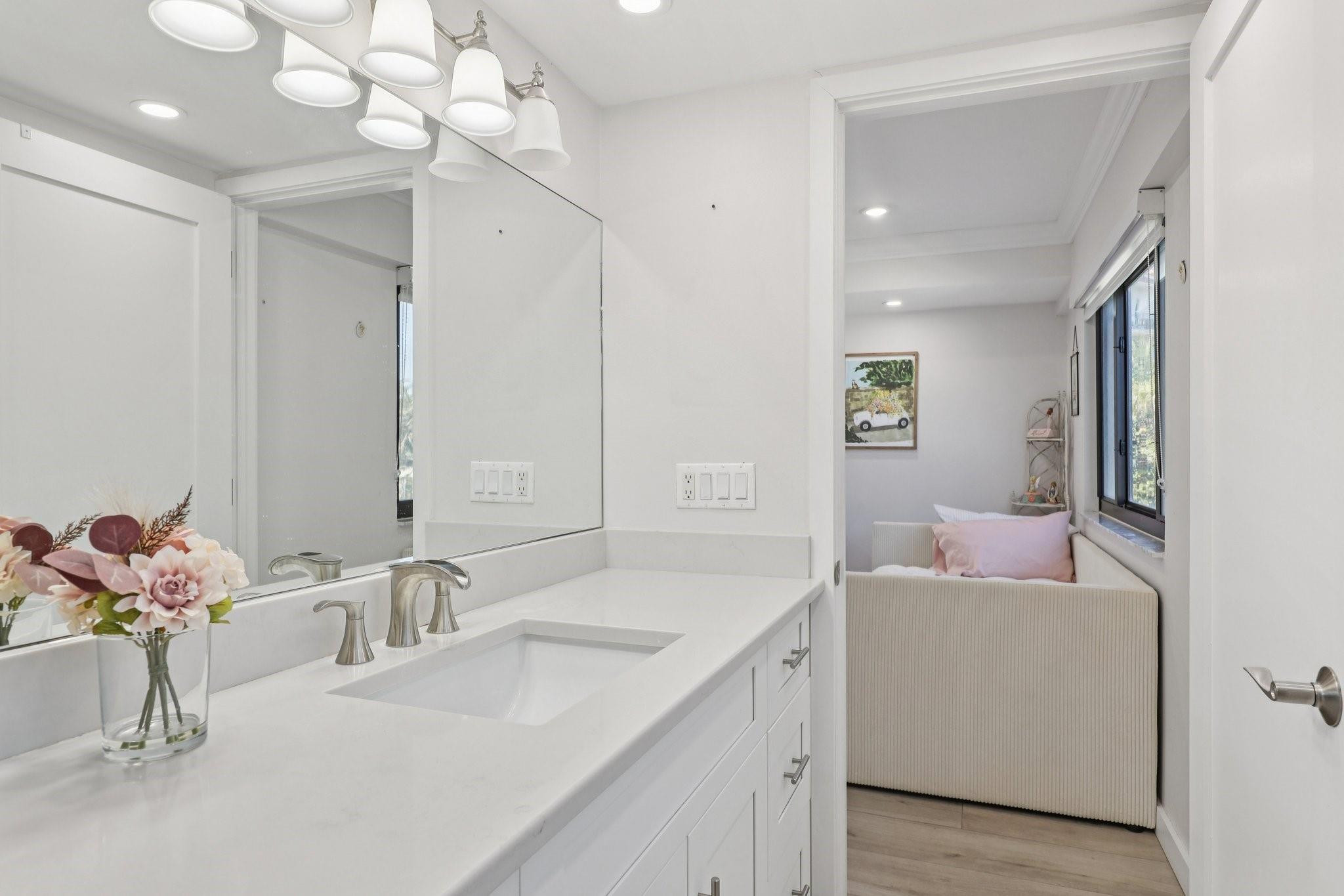 Island Point Condominium - Residential