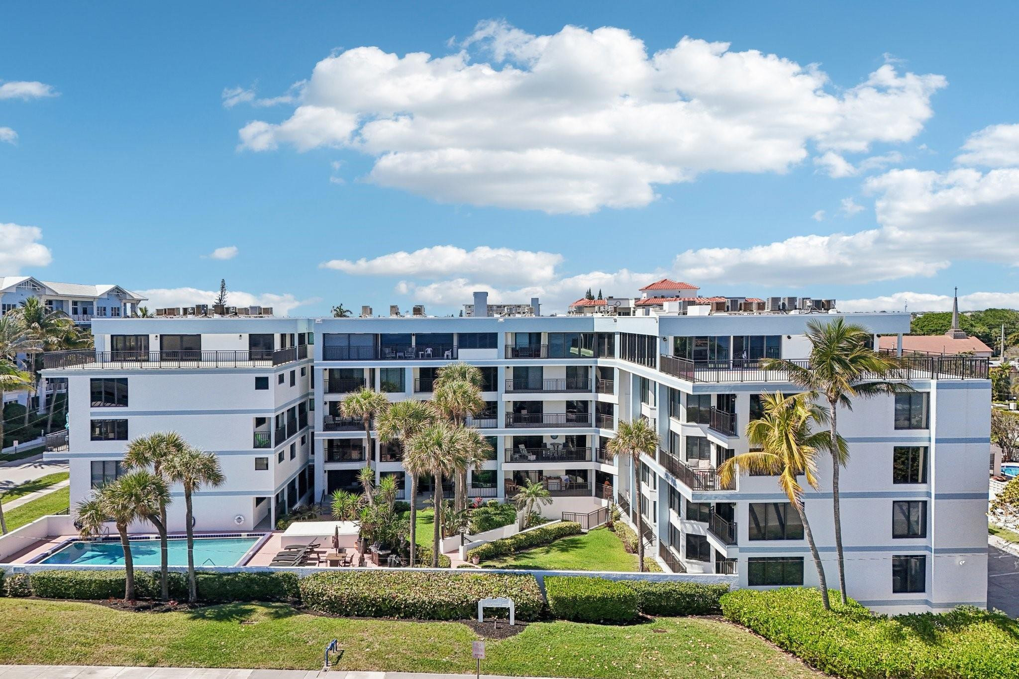 Island Point Condominium - Residential