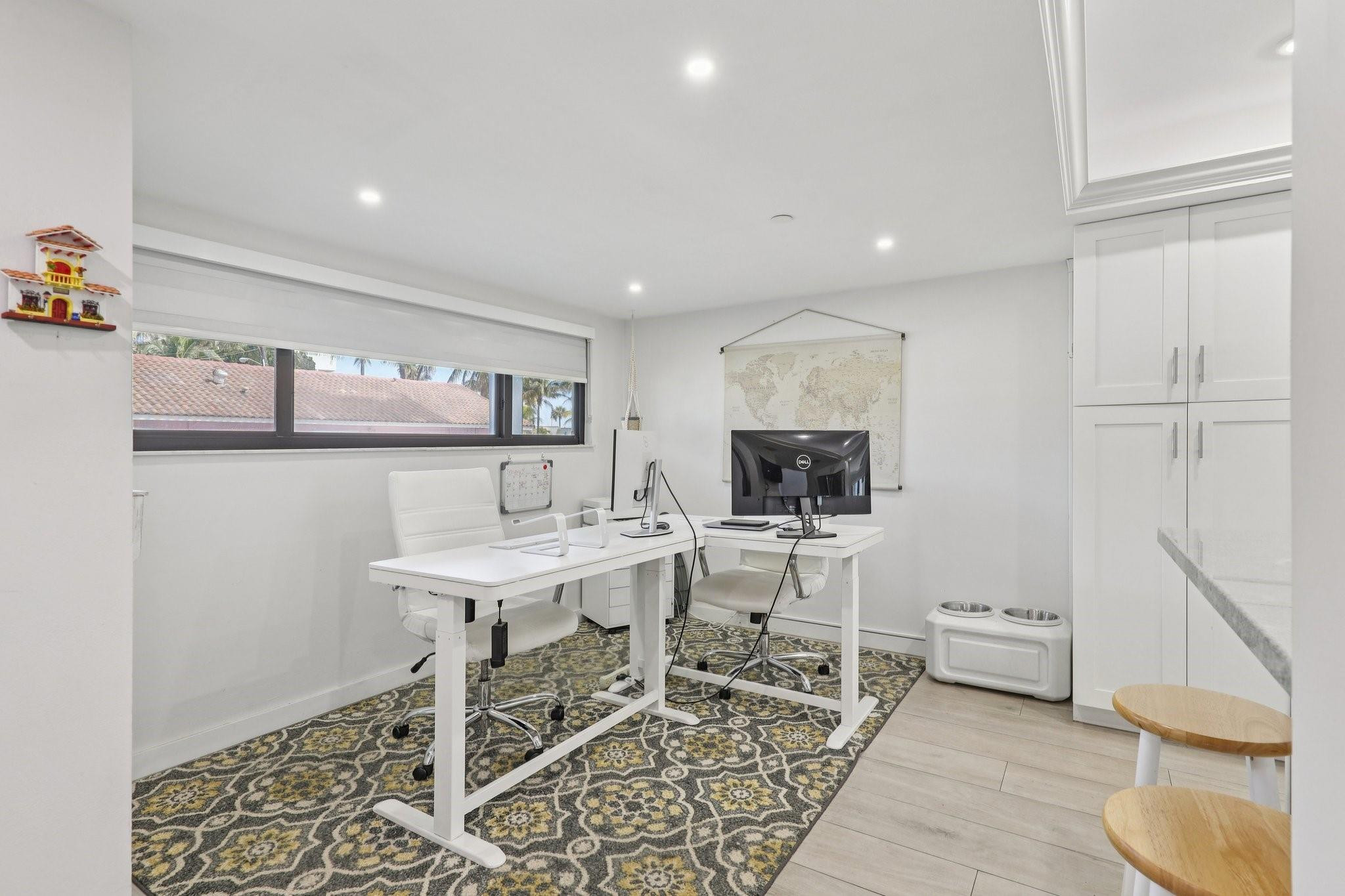 Island Point Condominium - Residential