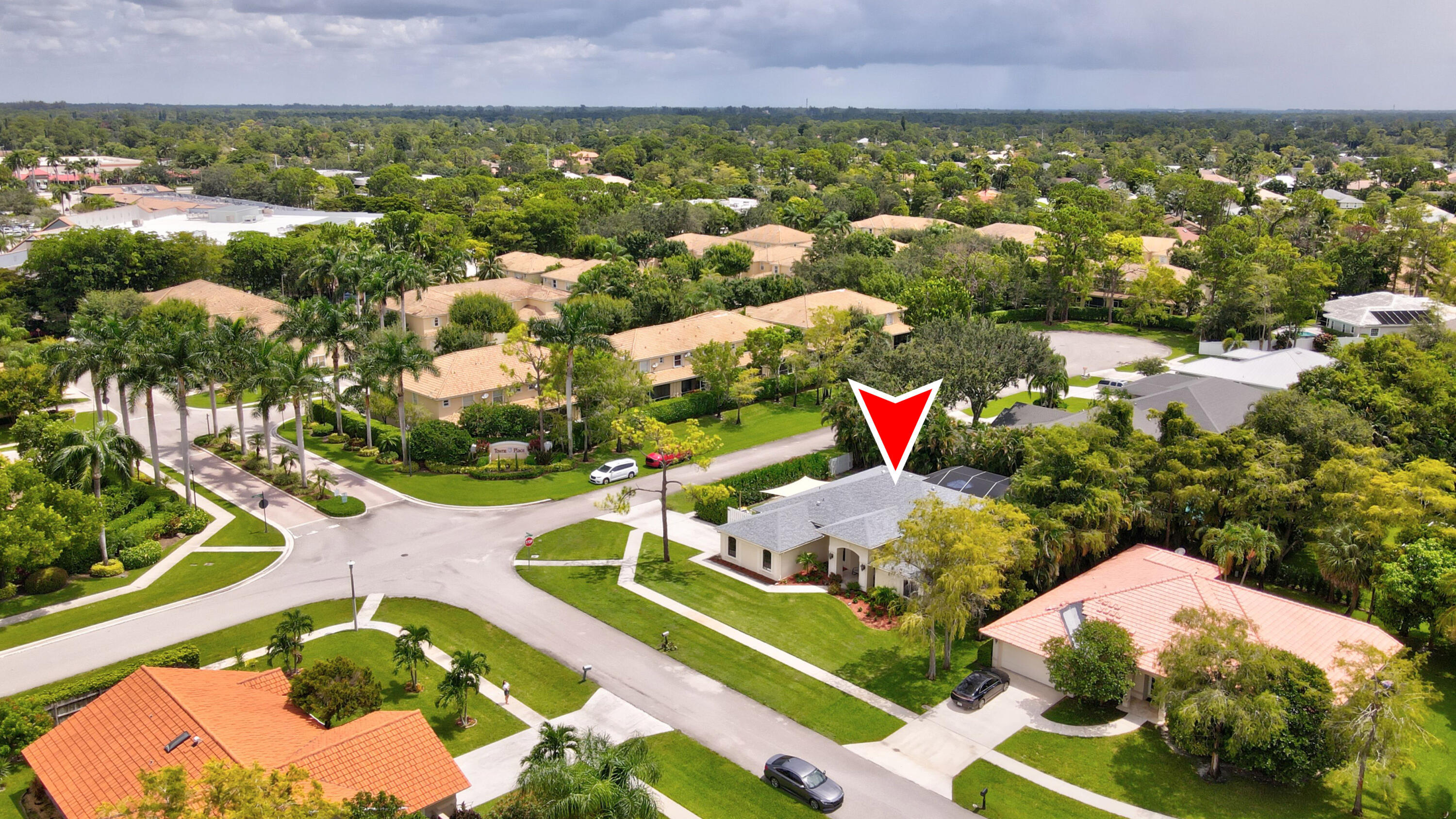 GREENVIEW SHORES 1 OF WELLINGTON - Residential Lease