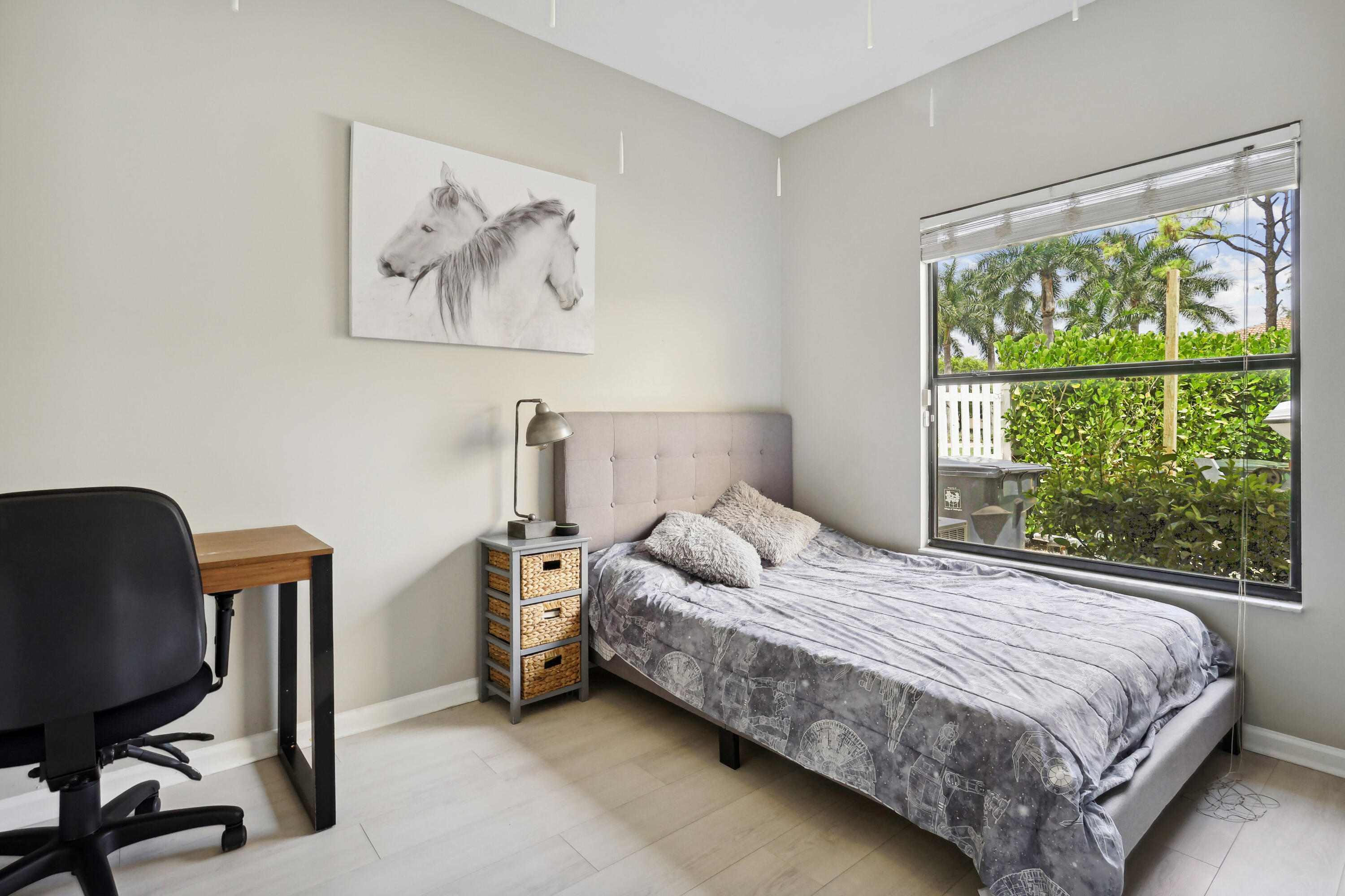 GREENVIEW SHORES 1 OF WELLINGTON - Residential Lease