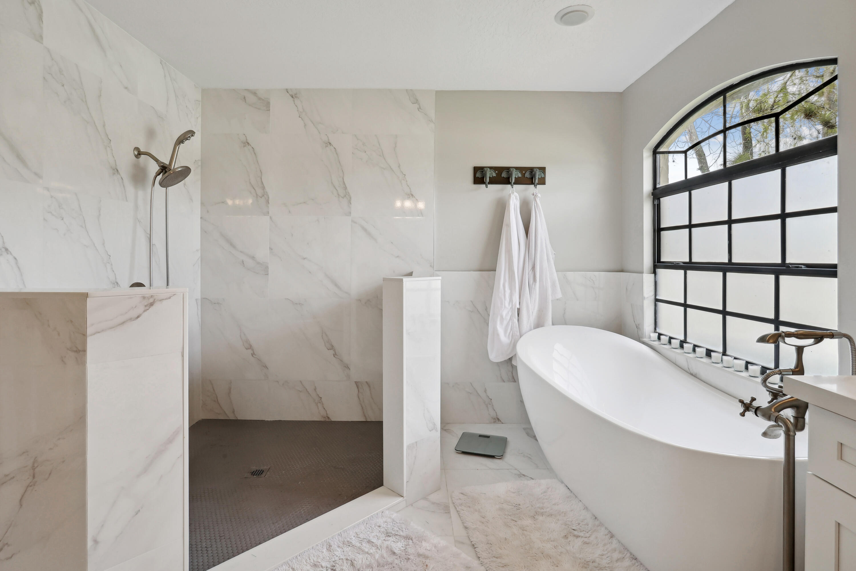 GREENVIEW SHORES 1 OF WELLINGTON - Residential Lease