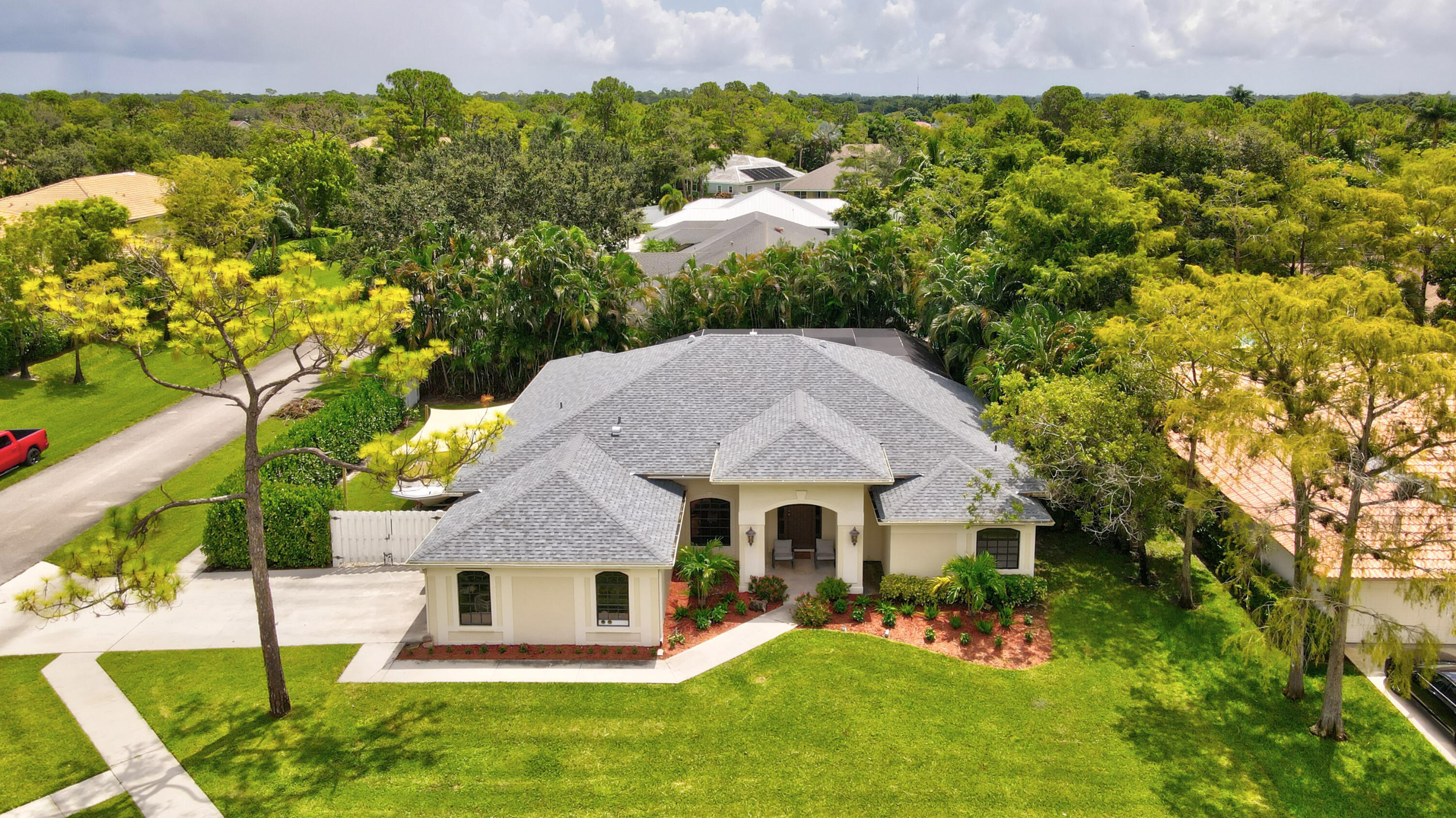 GREENVIEW SHORES 1 OF WELLINGTON - Residential Lease