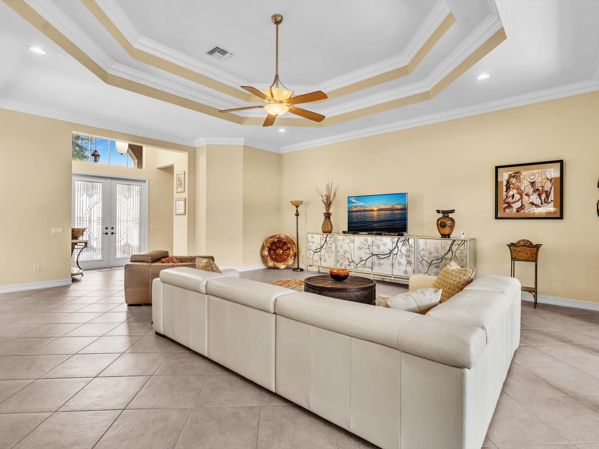 VALENCIA POINTE - Residential