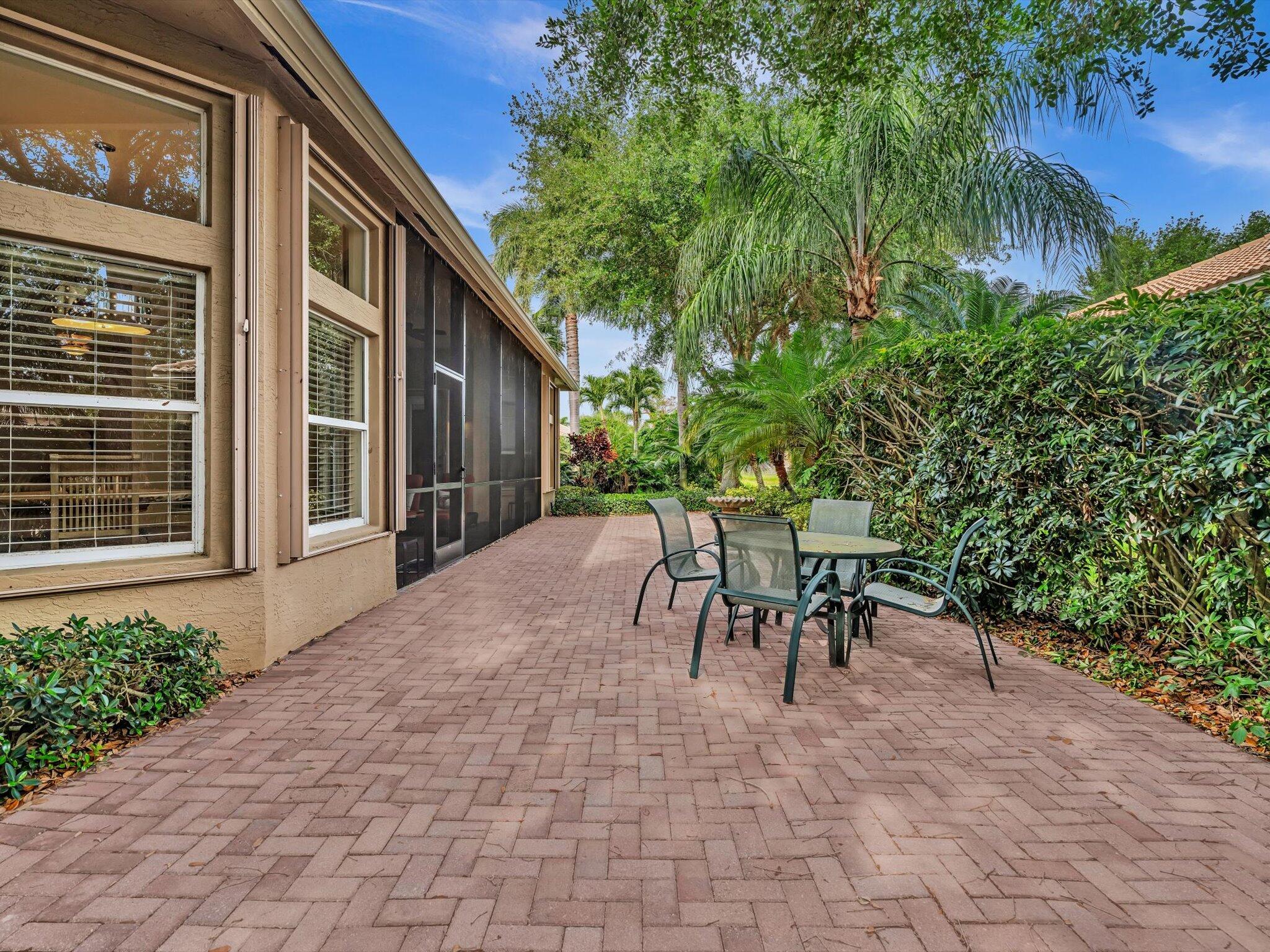 VALENCIA POINTE - Residential