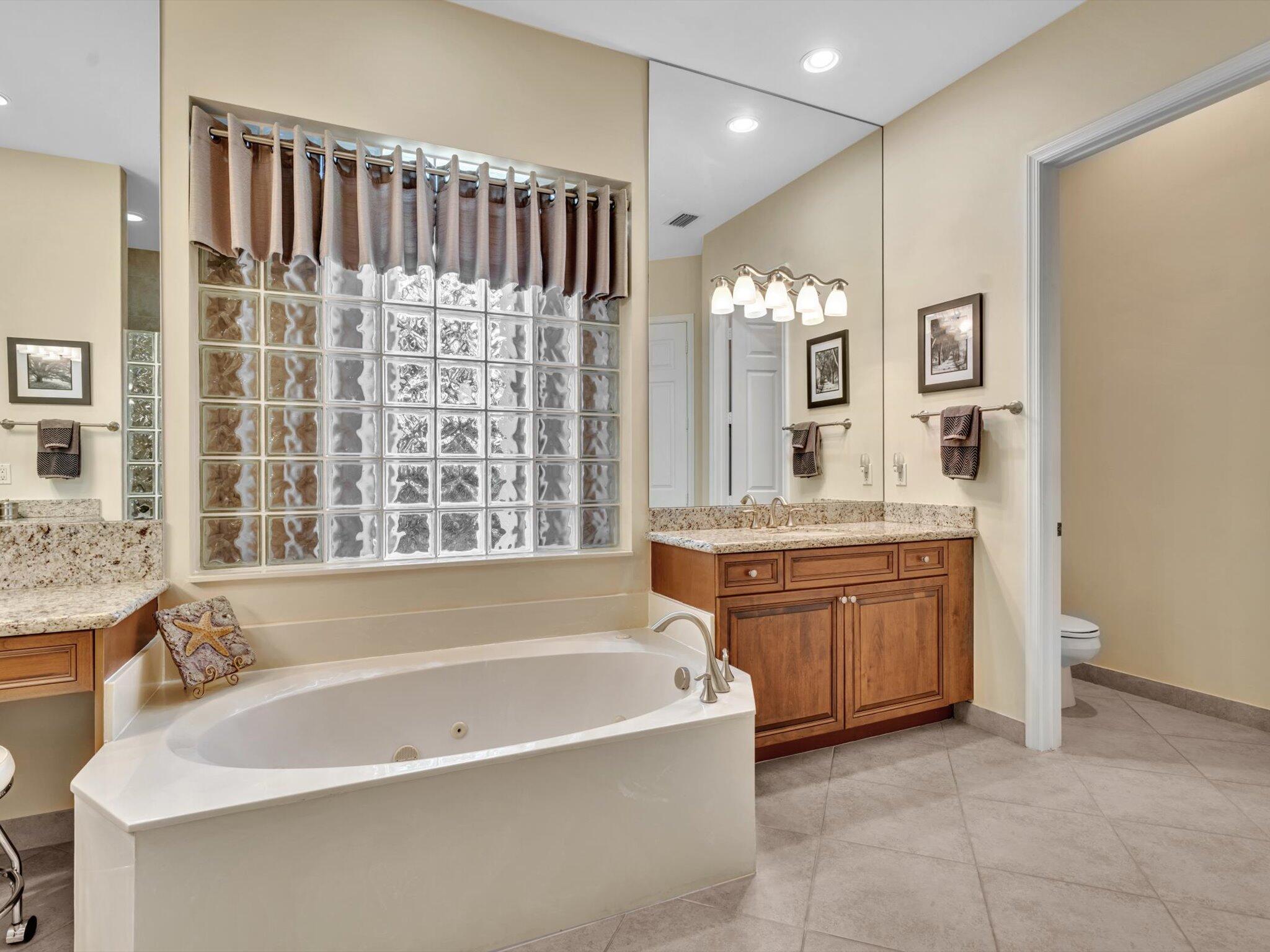 VALENCIA POINTE - Residential