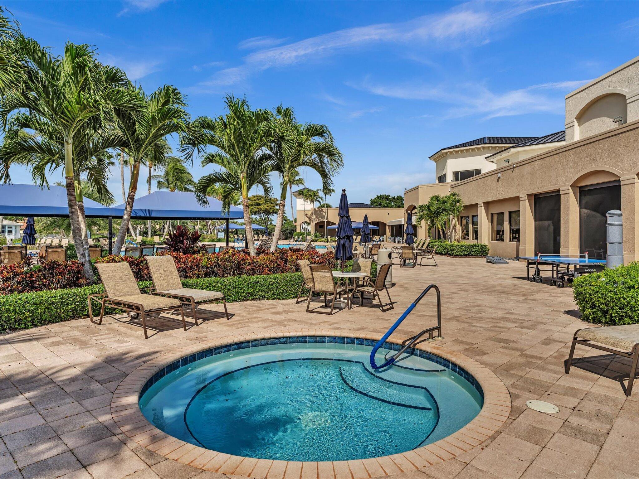 VALENCIA POINTE - Residential