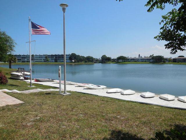 CENTURY VILLAGE / GREENBRIER CONDO - Residential Lease