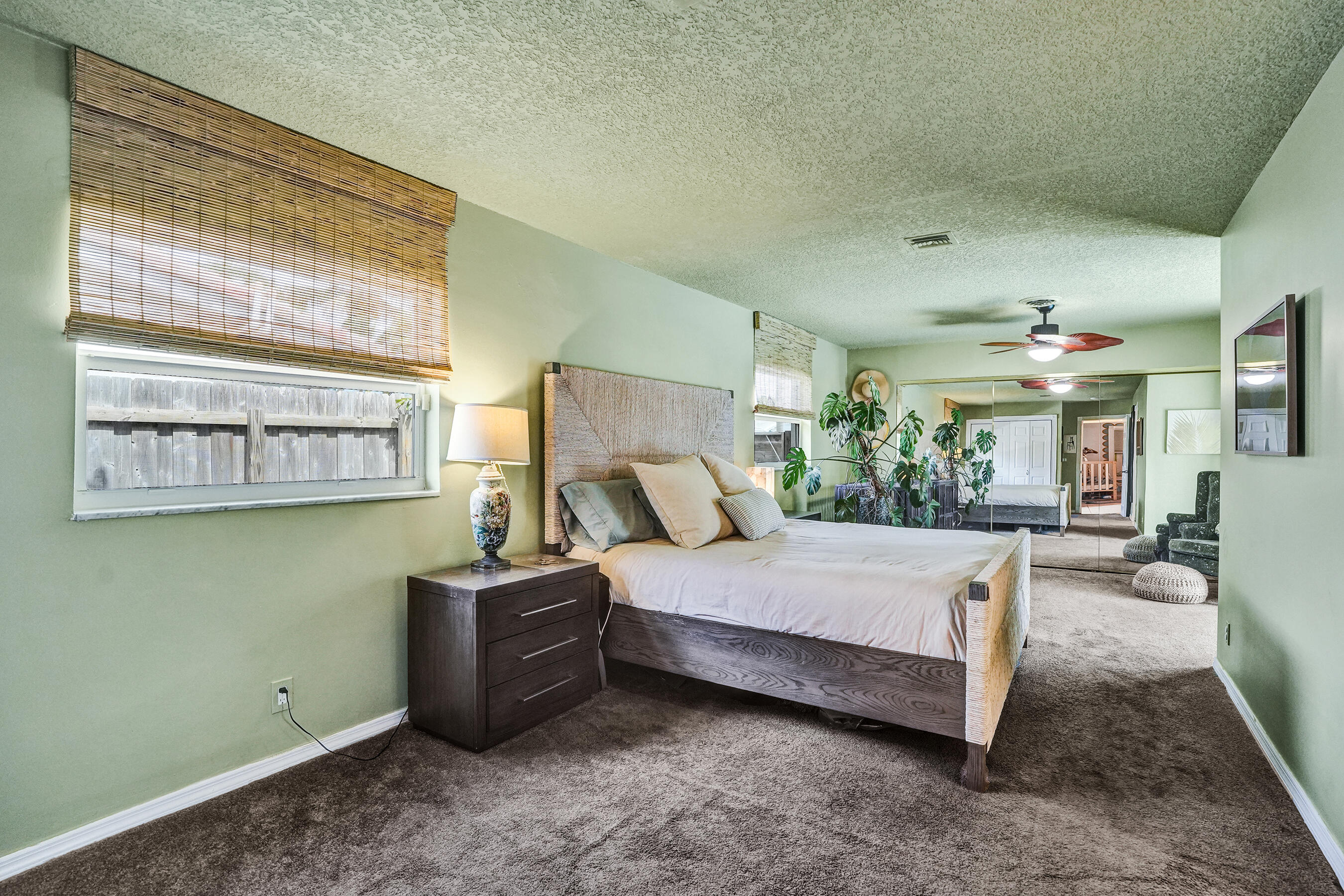 CORAL RIDGE ISLES - Residential Lease