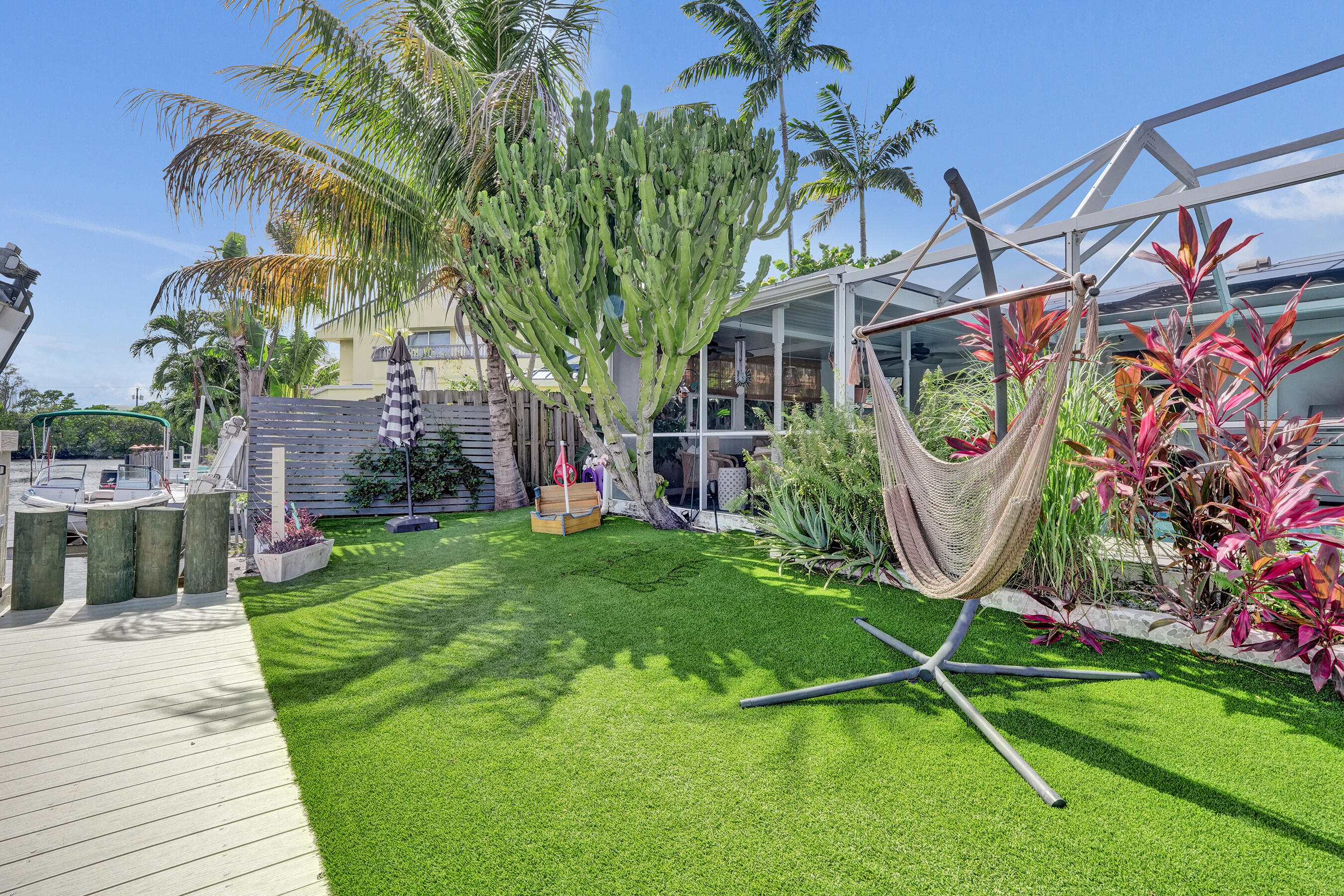 CORAL RIDGE ISLES - Residential Lease