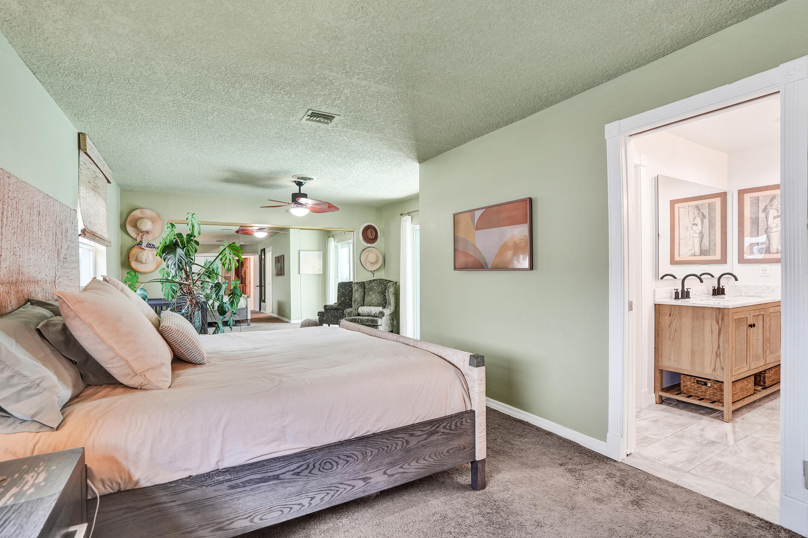 CORAL RIDGE ISLES - Residential Lease