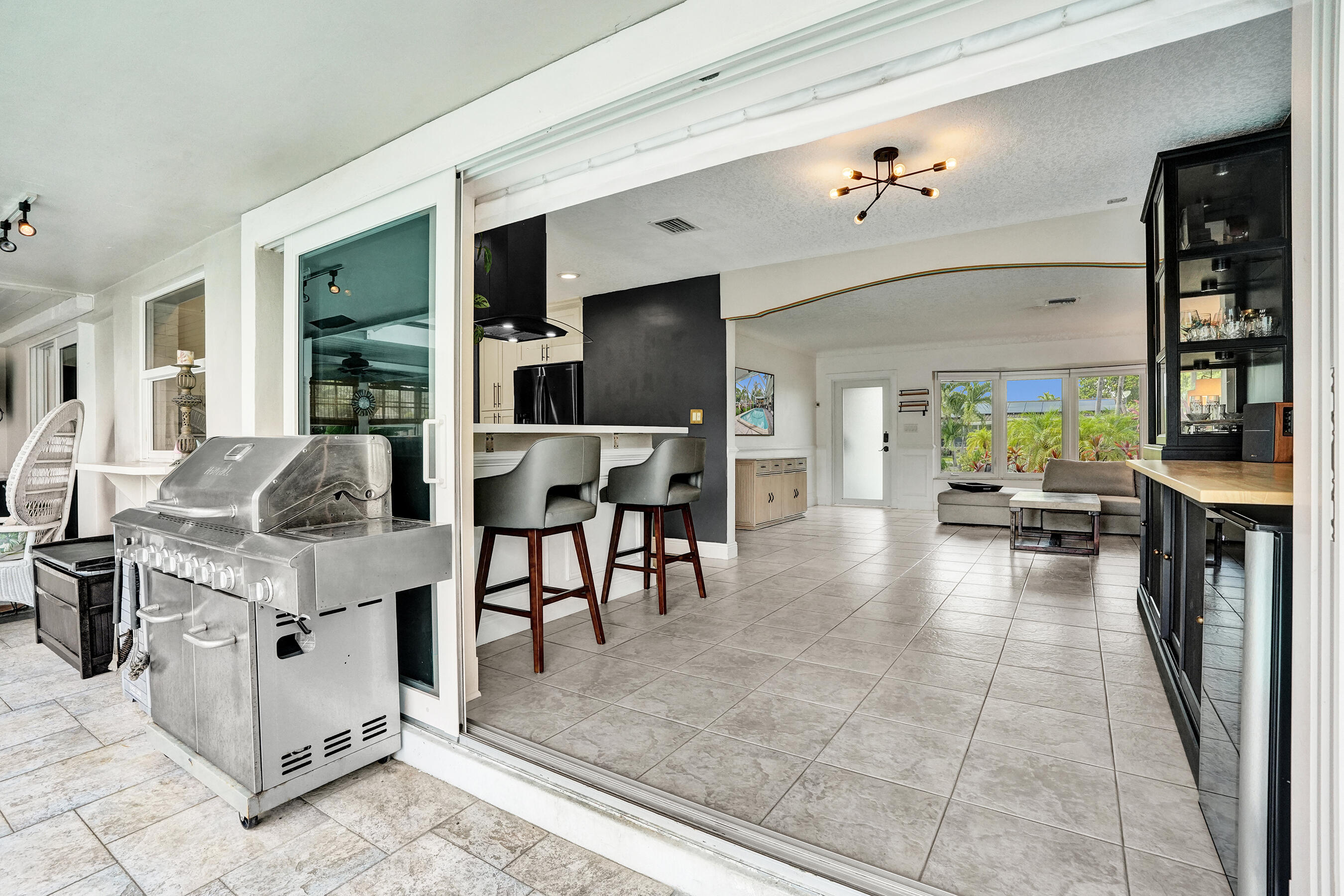 CORAL RIDGE ISLES - Residential Lease