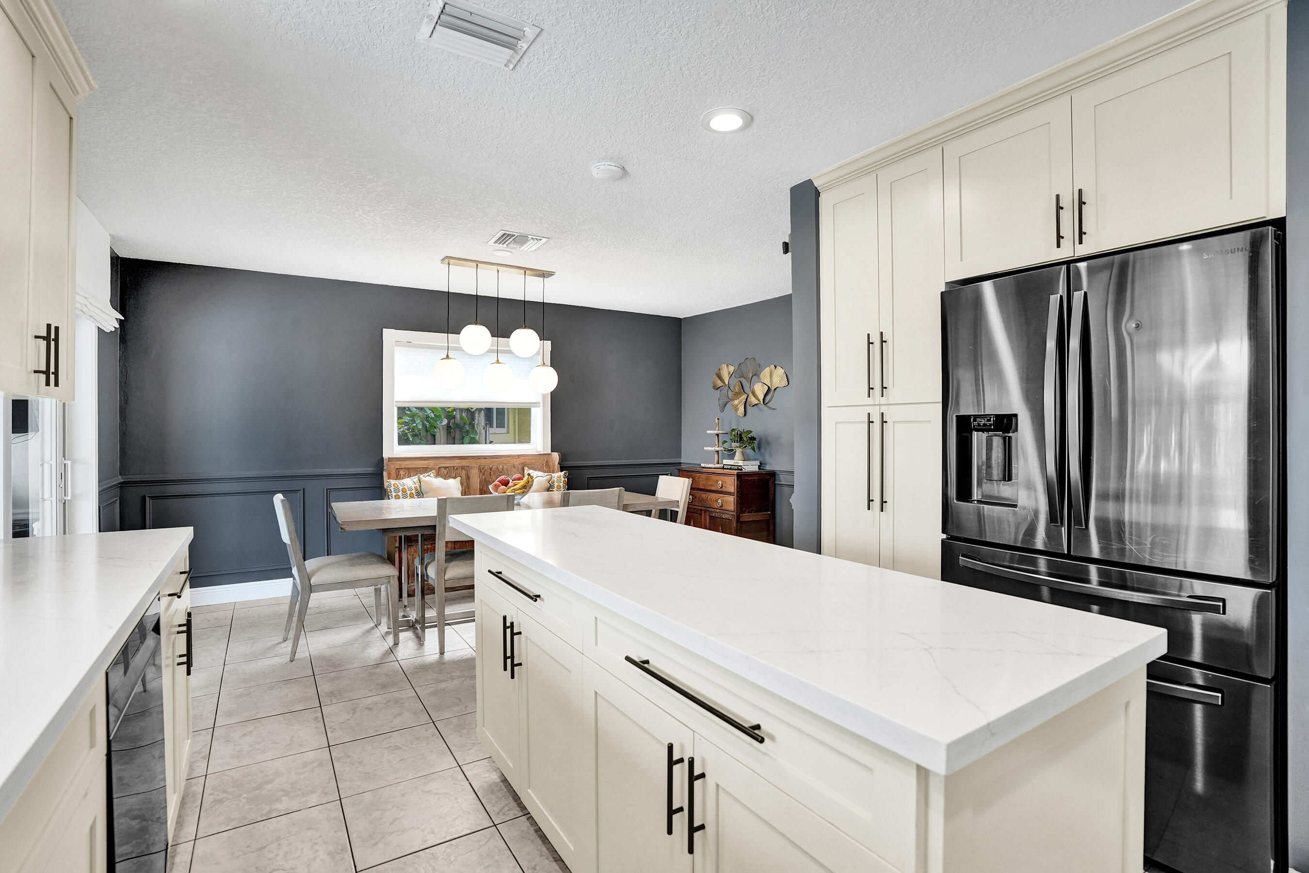 CORAL RIDGE ISLES - Residential Lease
