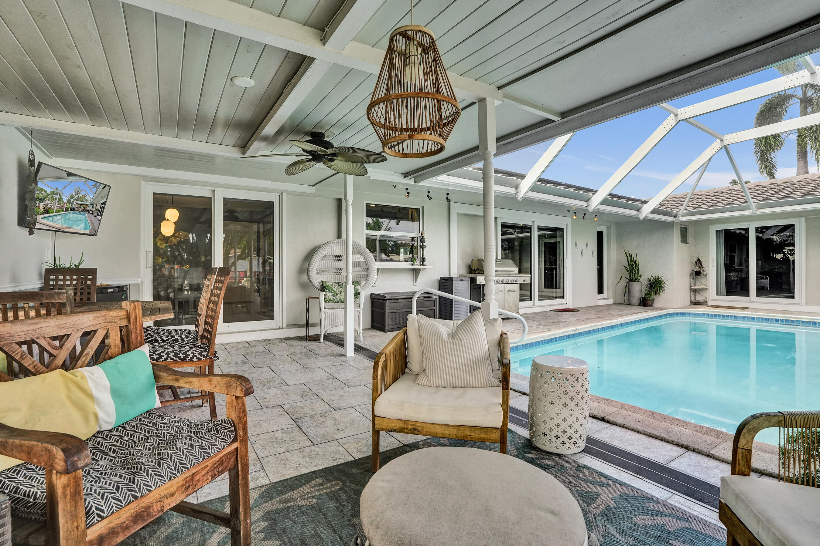 CORAL RIDGE ISLES - Residential Lease