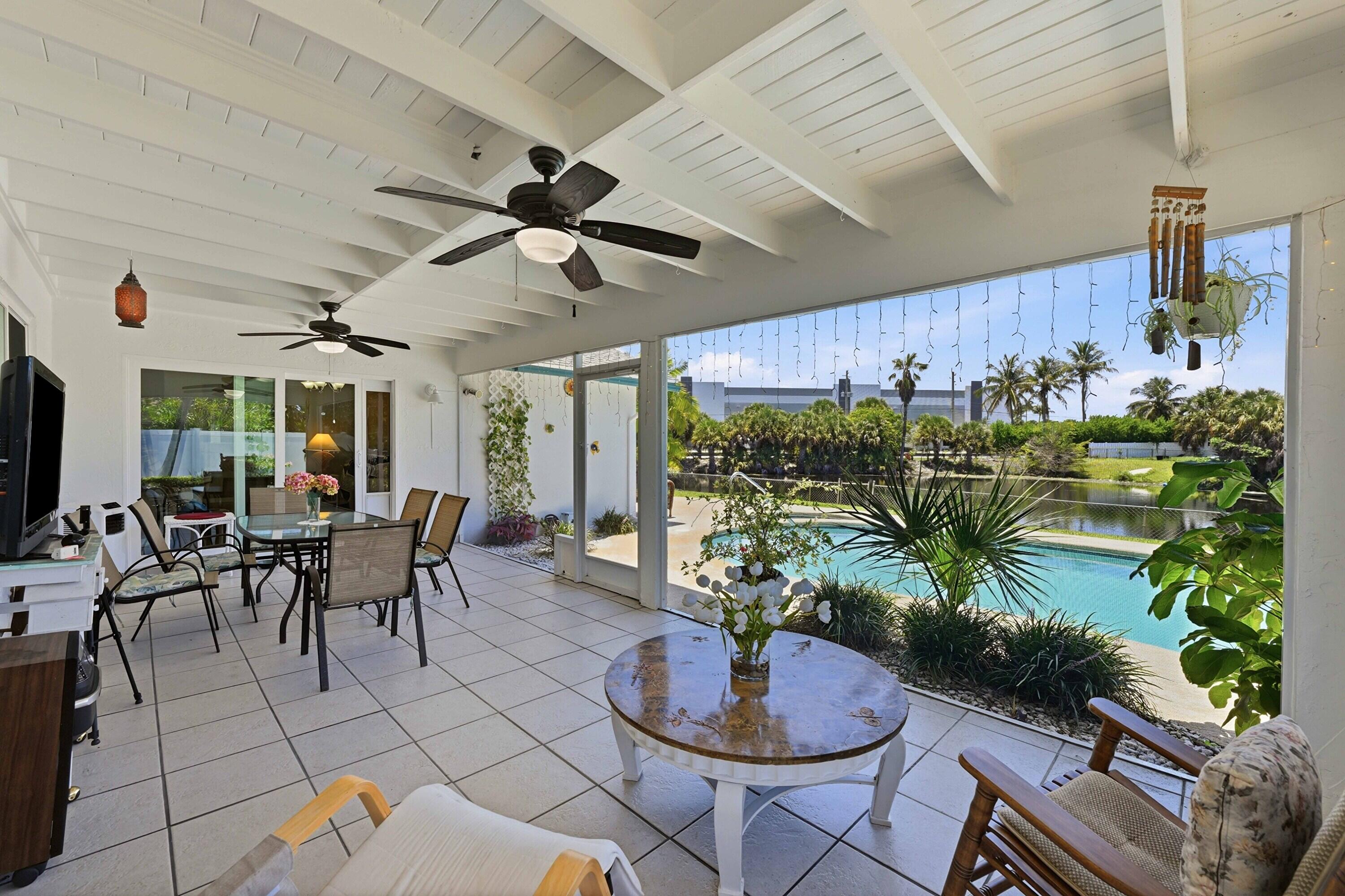 CRYSTAL HEIGHTS - Residential