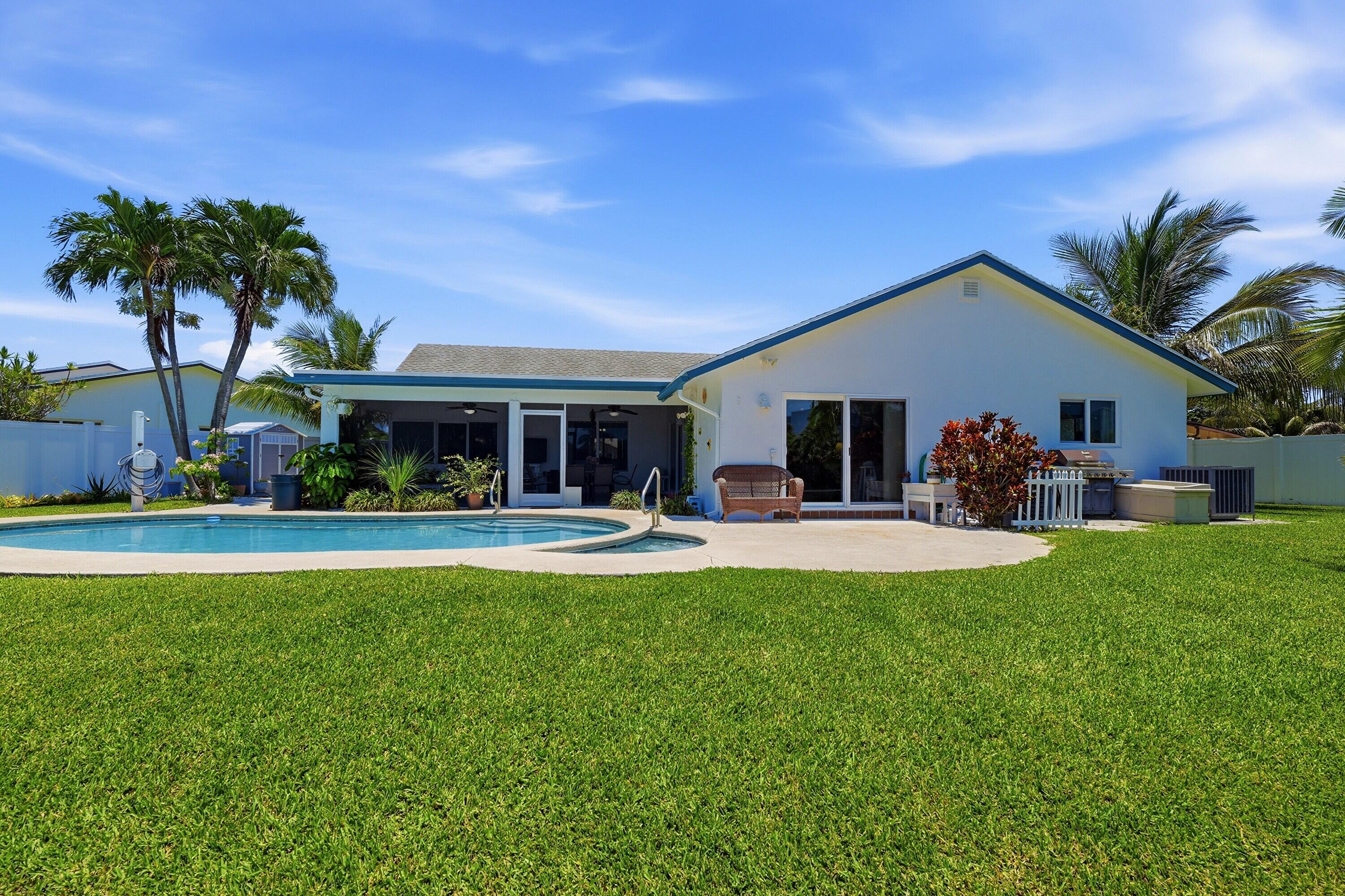CRYSTAL HEIGHTS - Residential