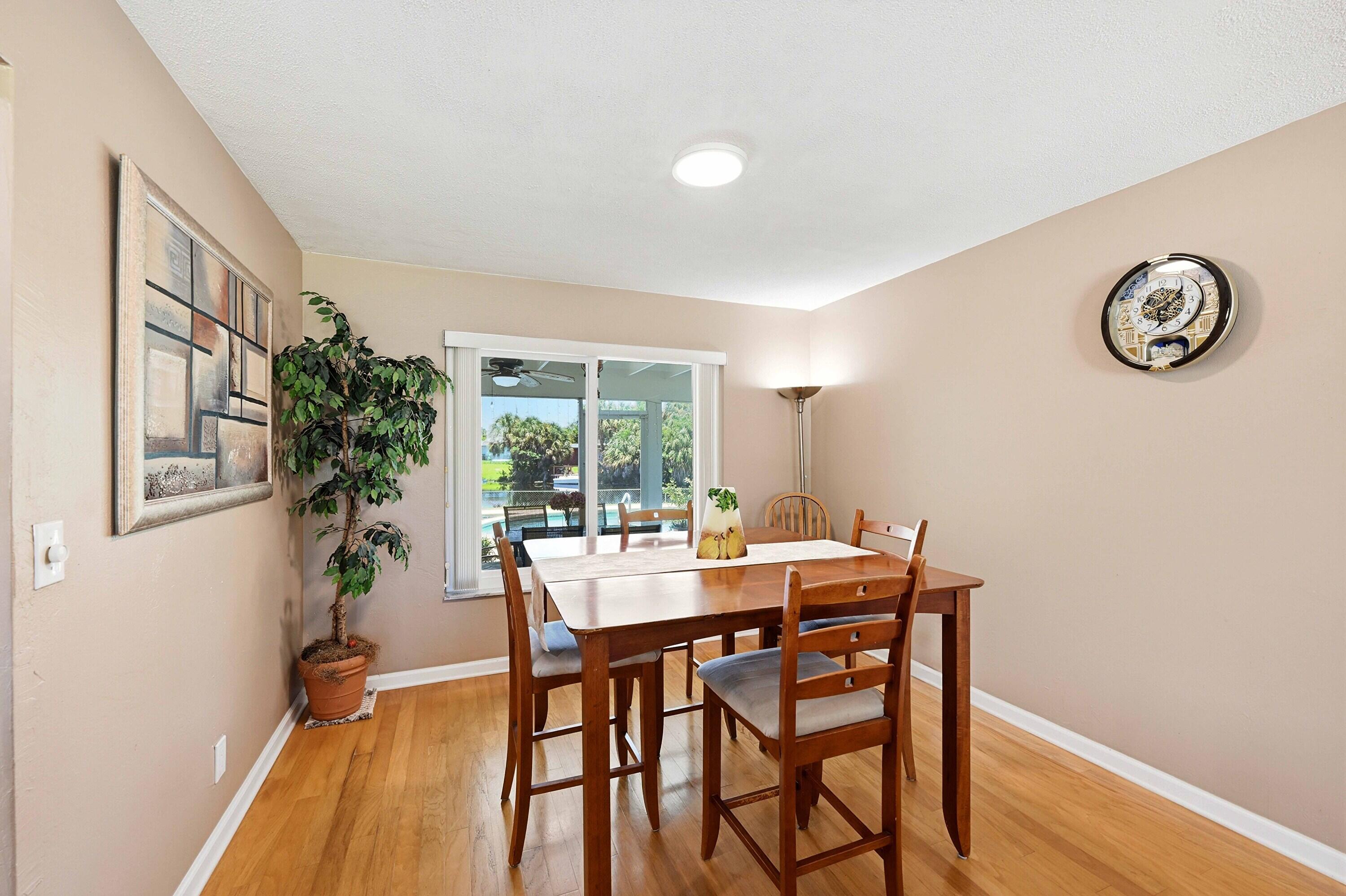 CRYSTAL HEIGHTS - Residential