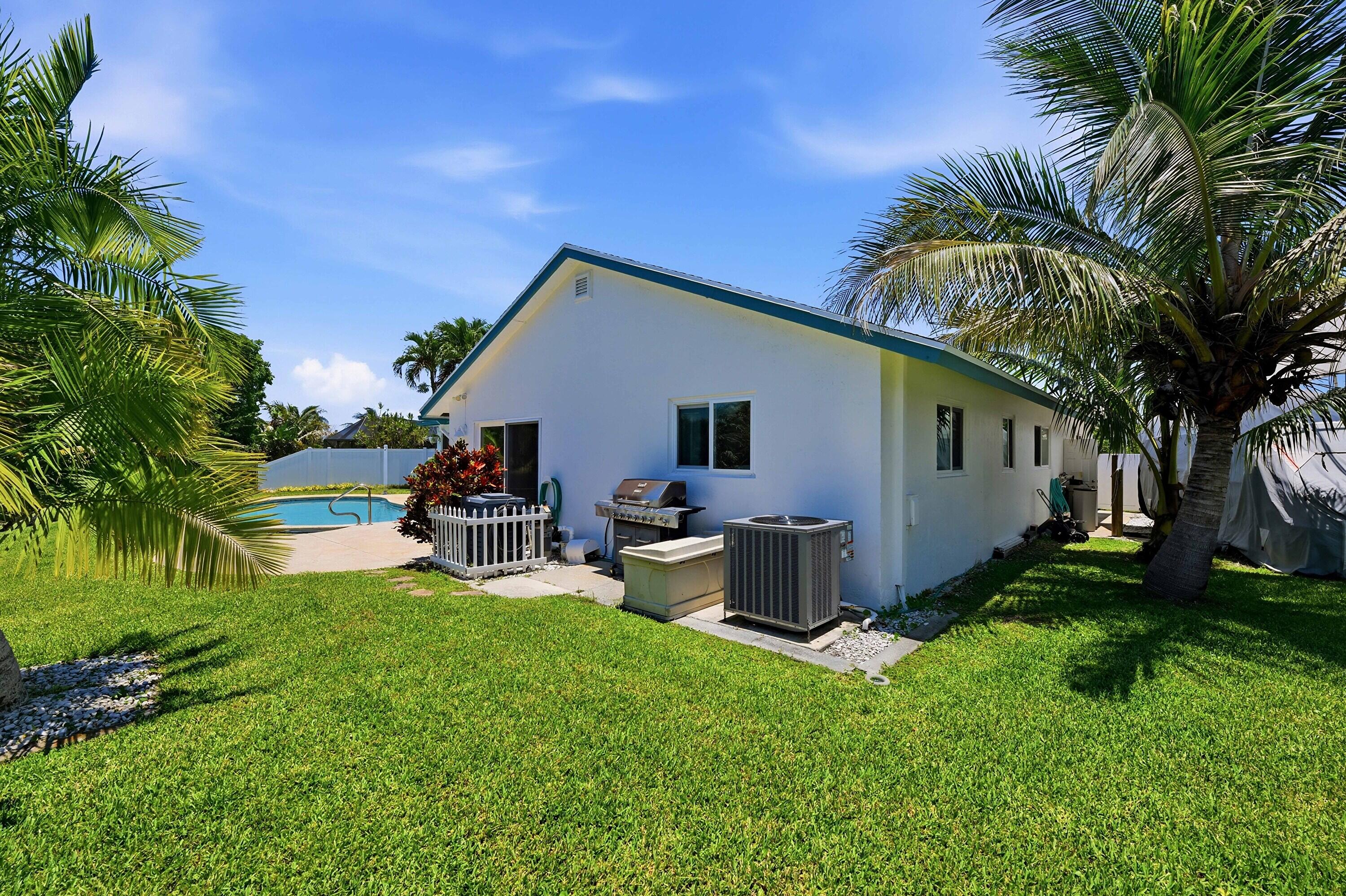 CRYSTAL HEIGHTS - Residential