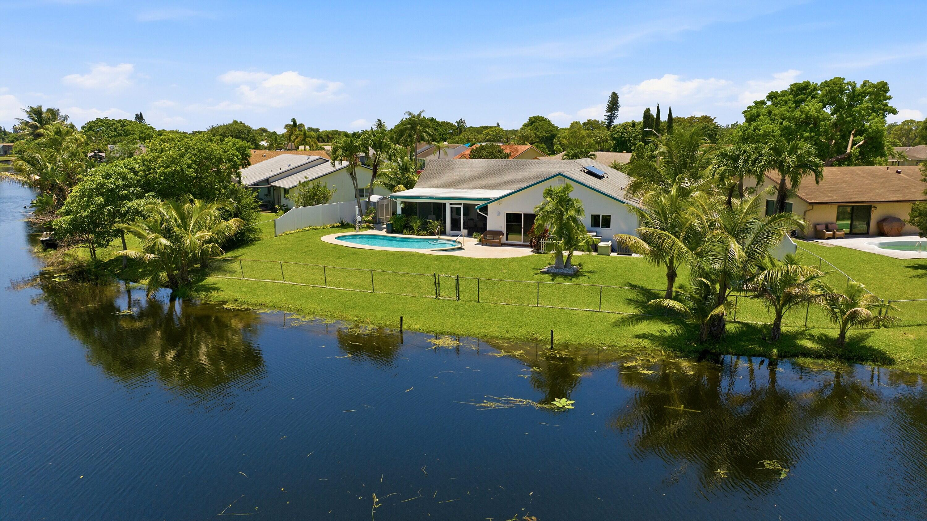 CRYSTAL HEIGHTS - Residential