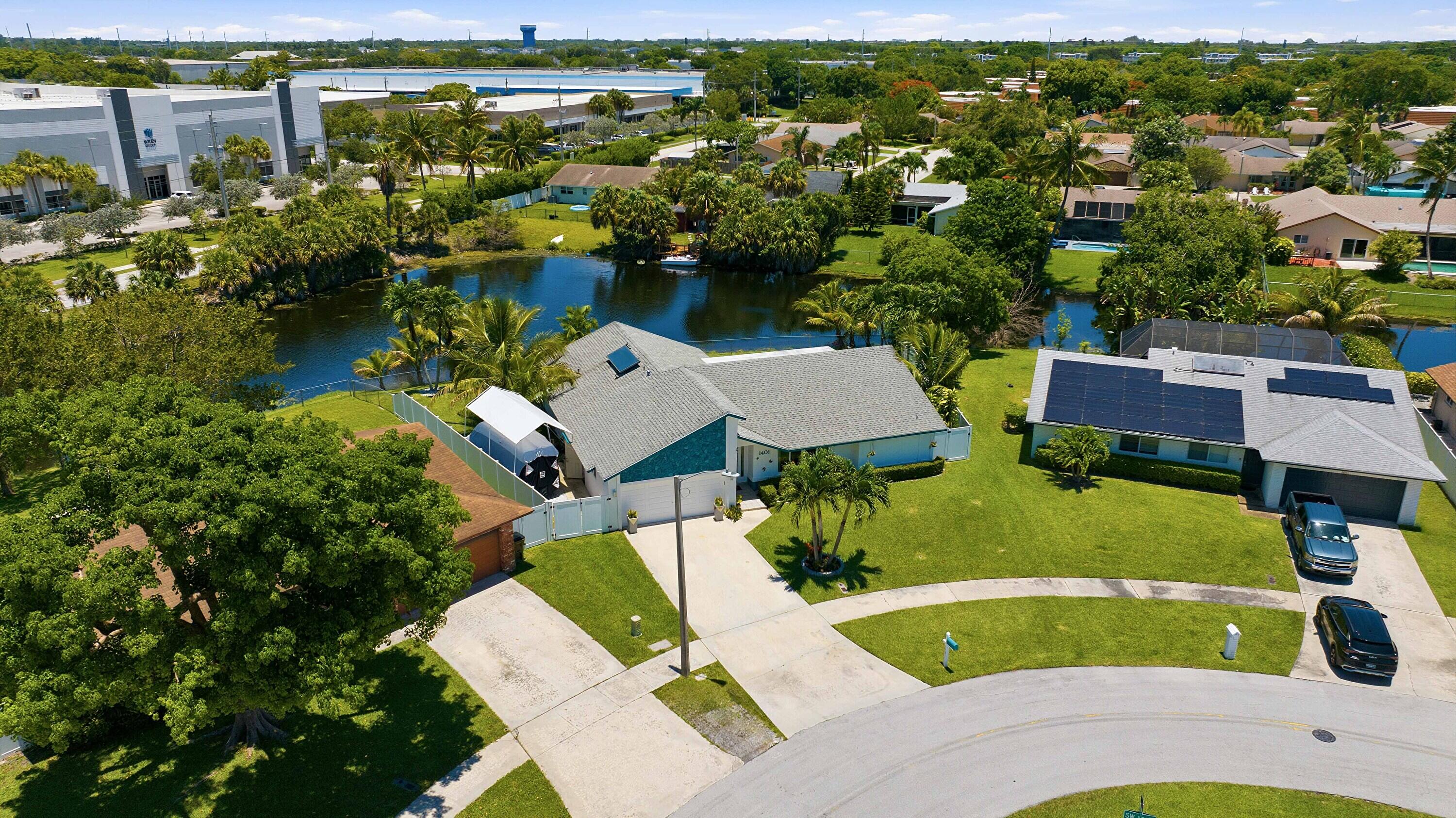 CRYSTAL HEIGHTS - Residential