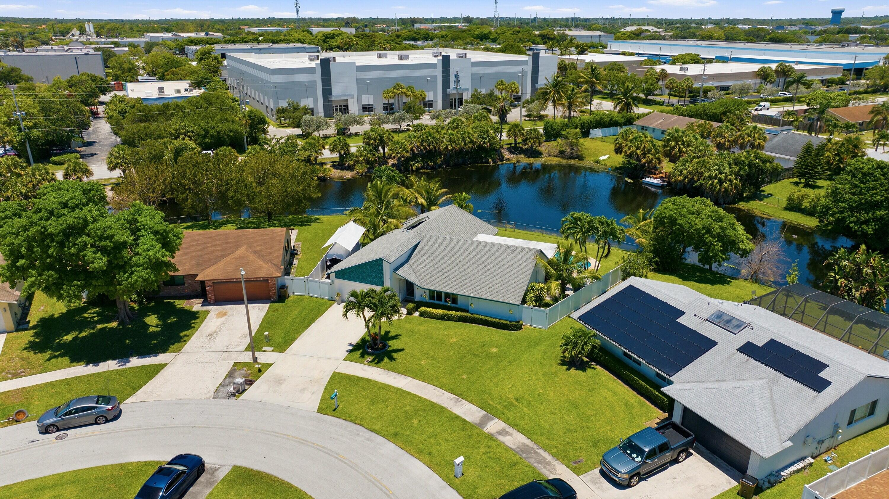CRYSTAL HEIGHTS - Residential