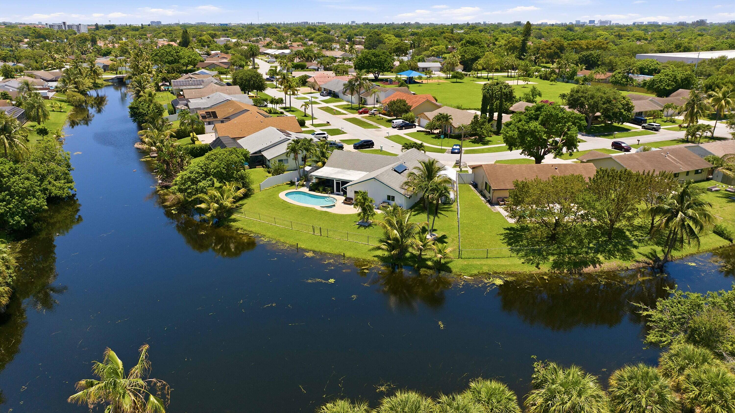 CRYSTAL HEIGHTS - Residential