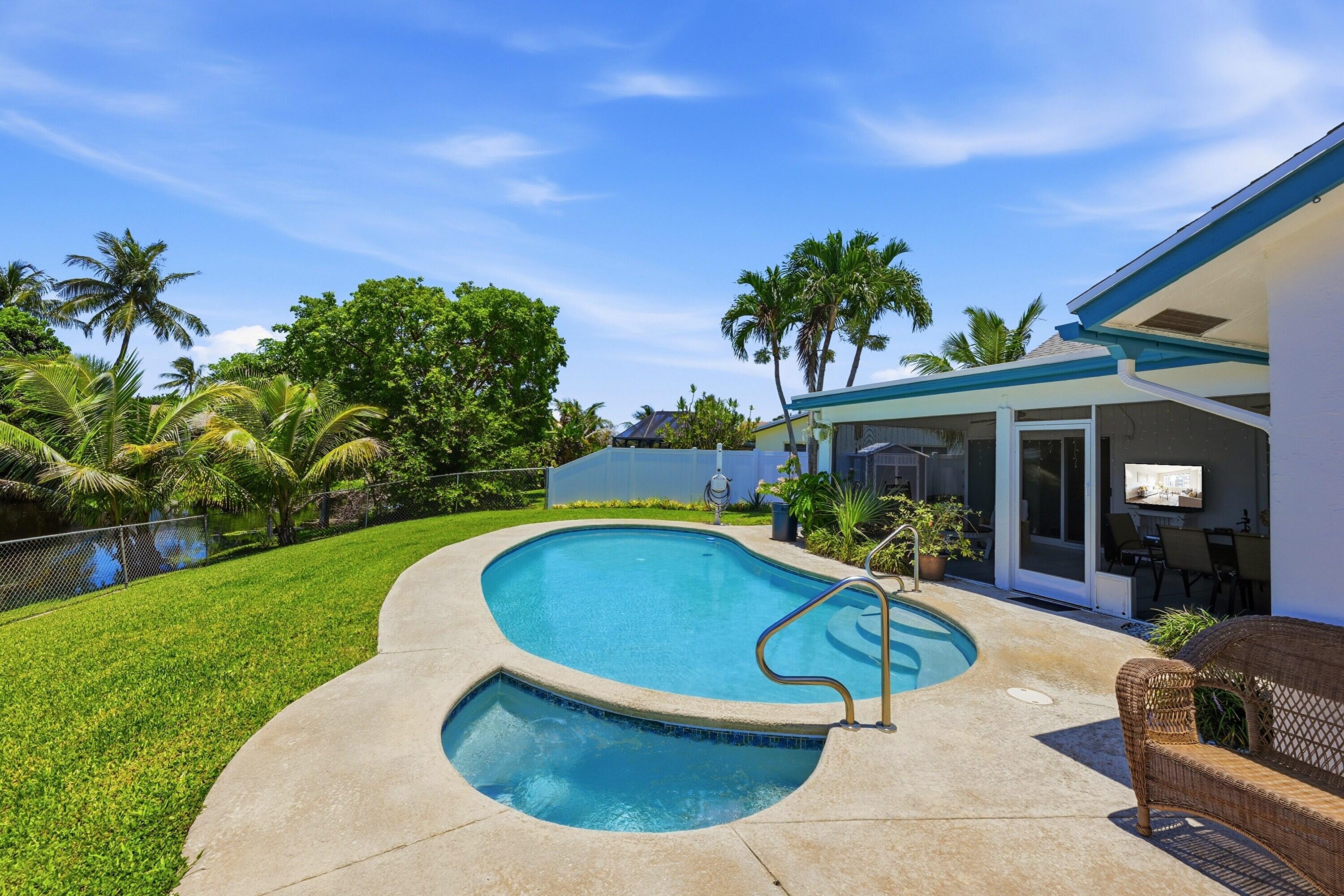 CRYSTAL HEIGHTS - Residential