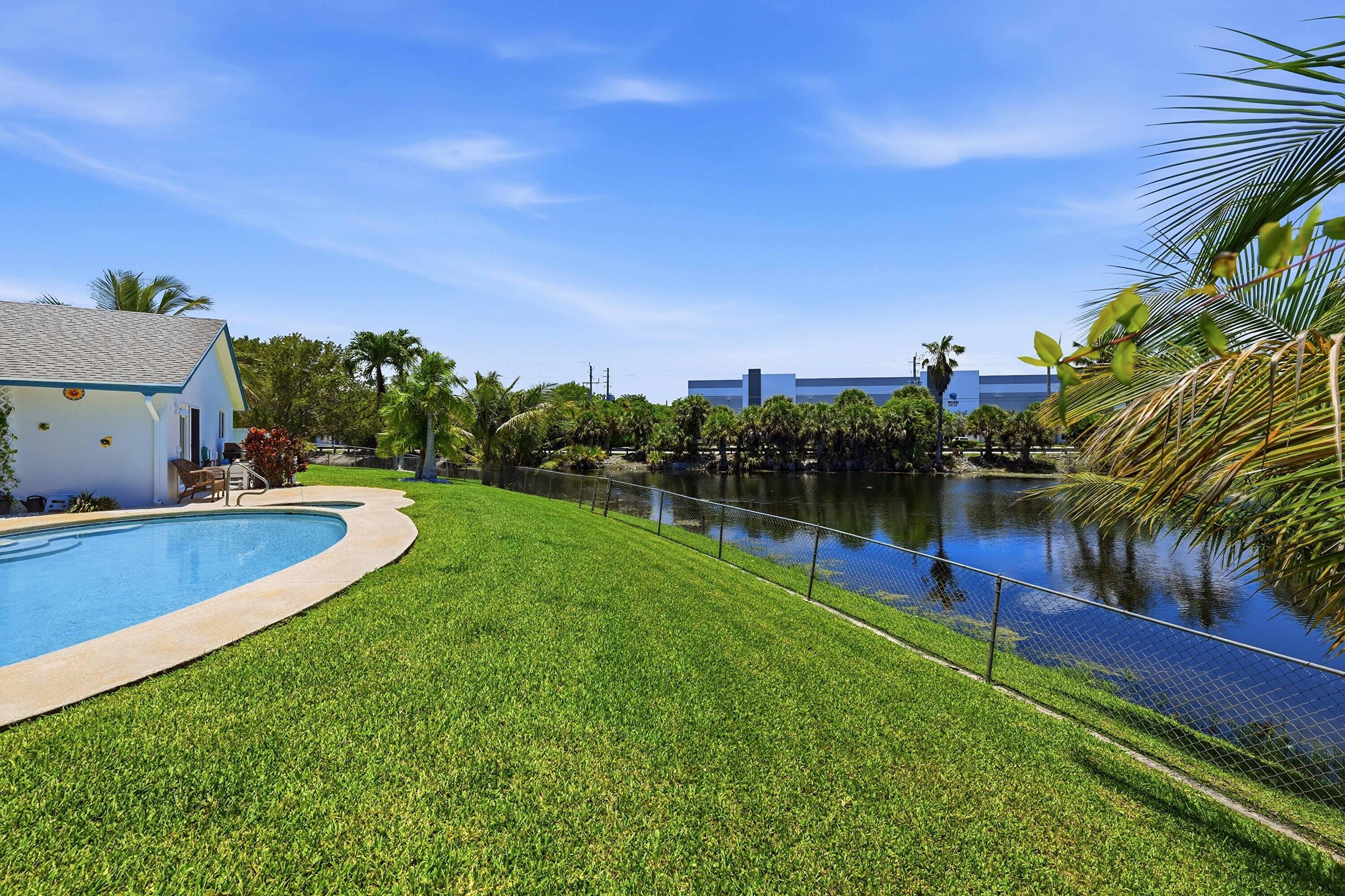 CRYSTAL HEIGHTS - Residential