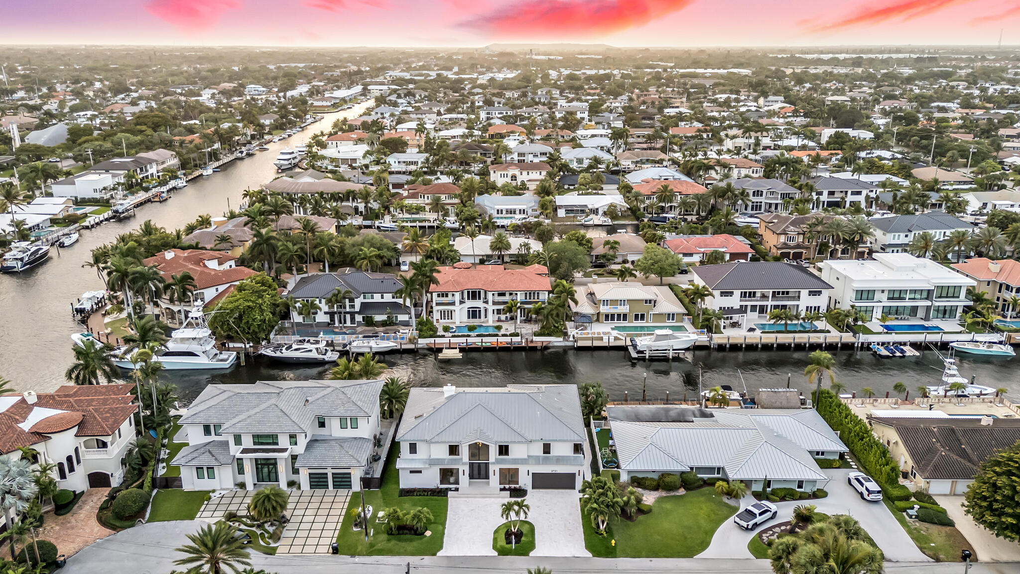 VENETIAN ISLES 1ST SEC - Residential