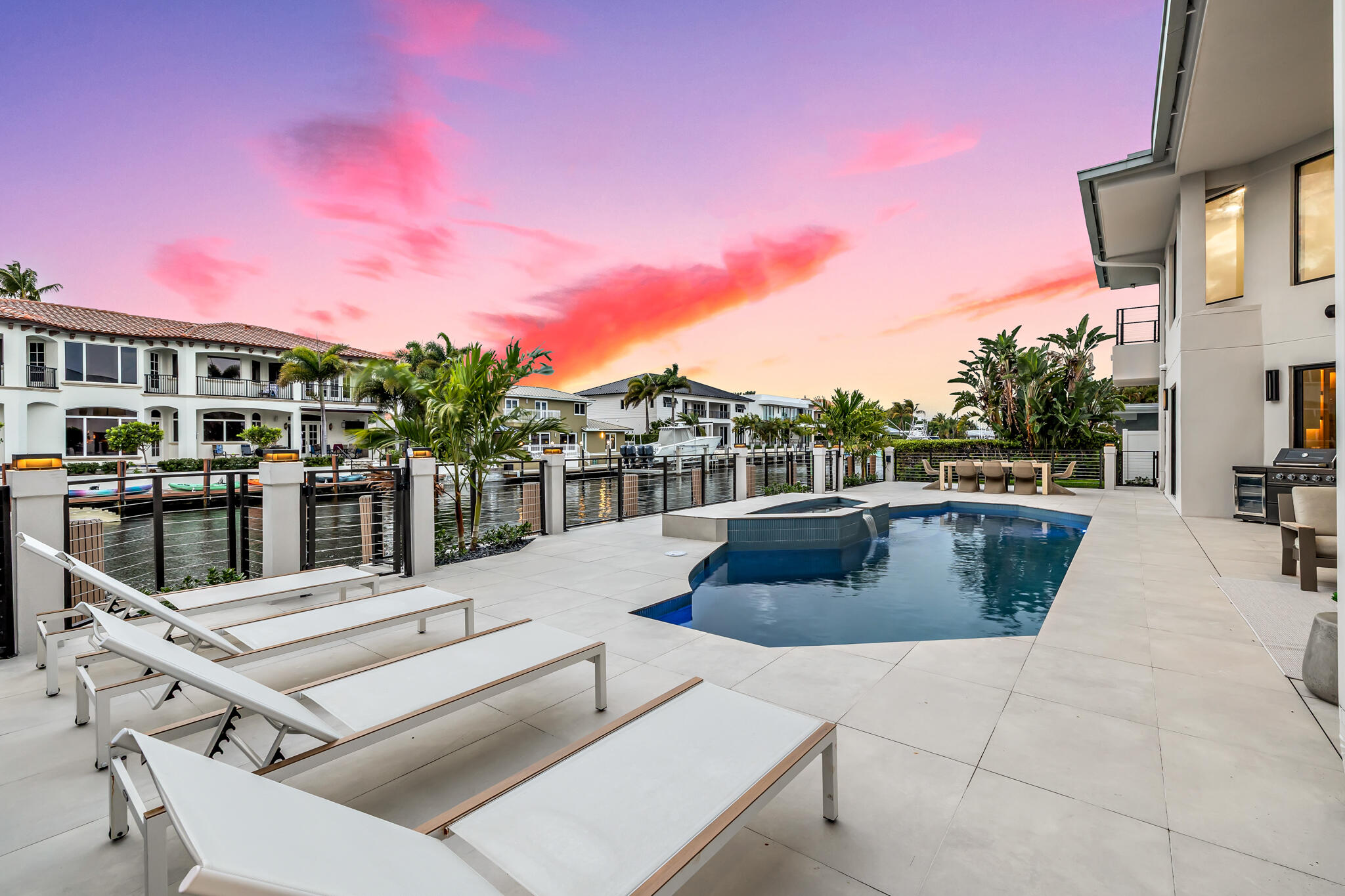 VENETIAN ISLES 1ST SEC - Residential