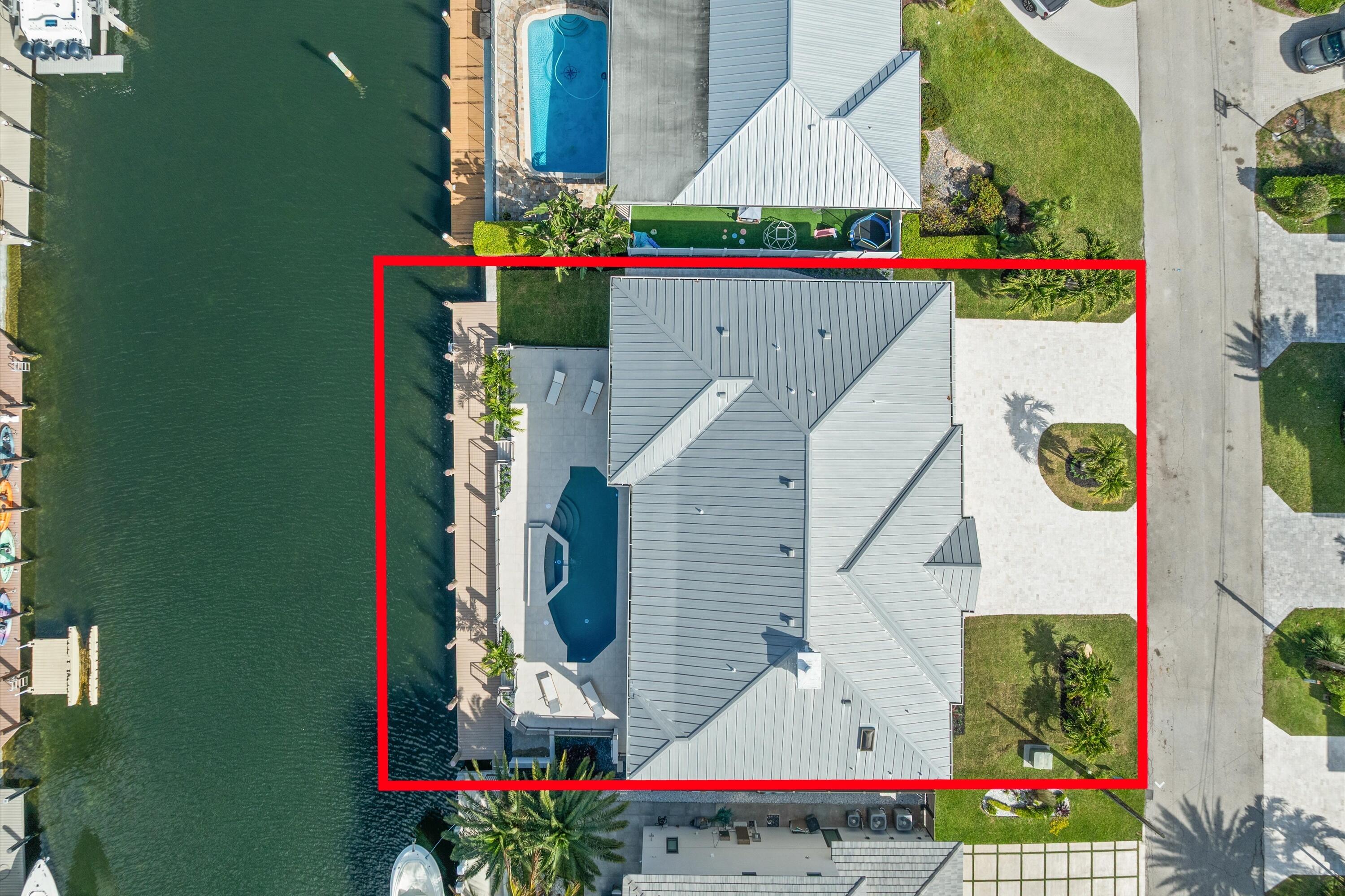 VENETIAN ISLES 1ST SEC - Residential