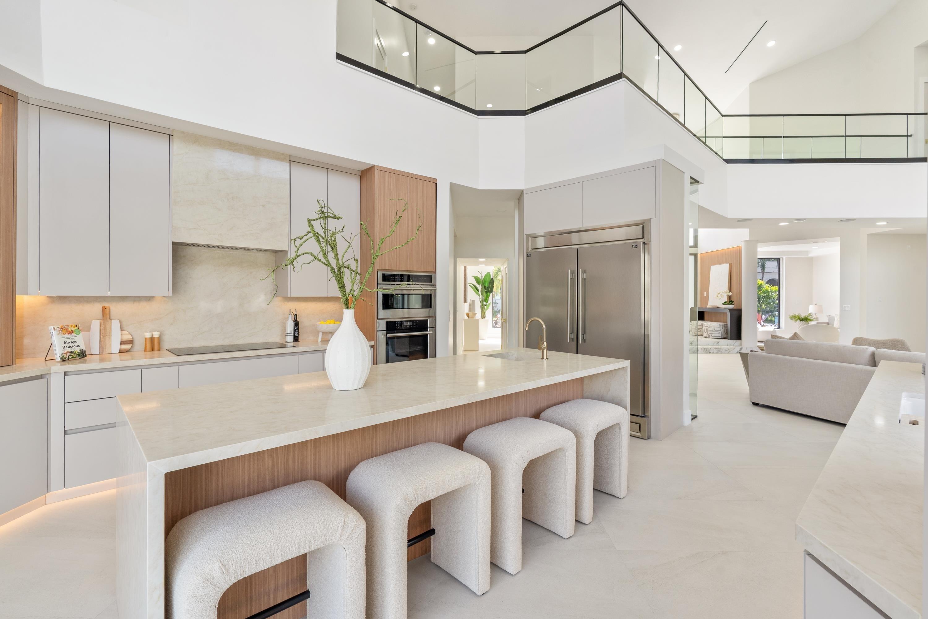 VENETIAN ISLES 1ST SEC - Residential