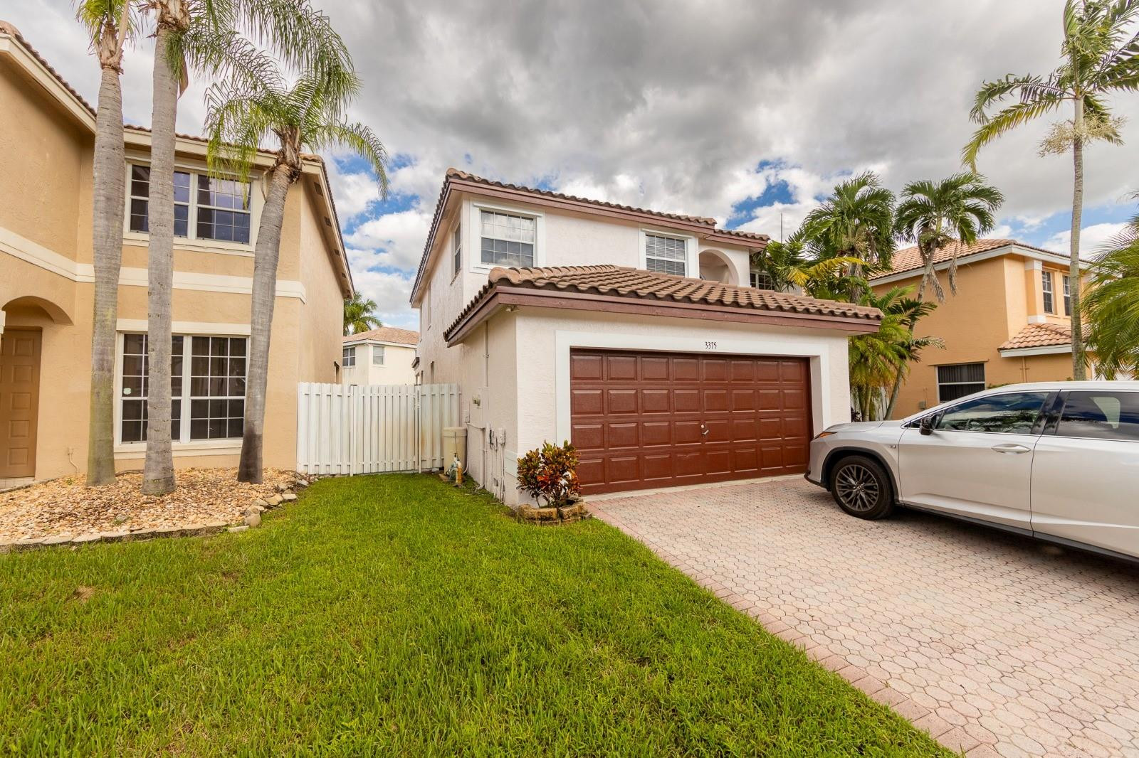 SILVER LAKES PHASE III REPLAT - Residential Lease