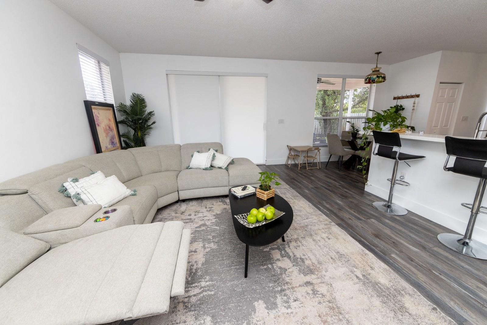 SILVER LAKES PHASE III REPLAT - Residential Lease