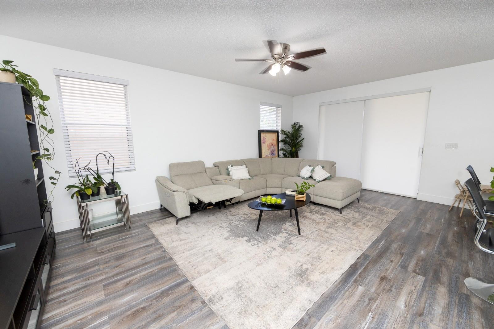 SILVER LAKES PHASE III REPLAT - Residential Lease