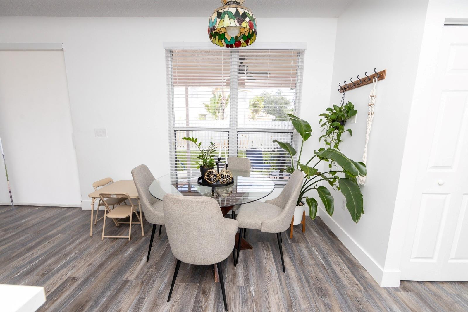 SILVER LAKES PHASE III REPLAT - Residential Lease
