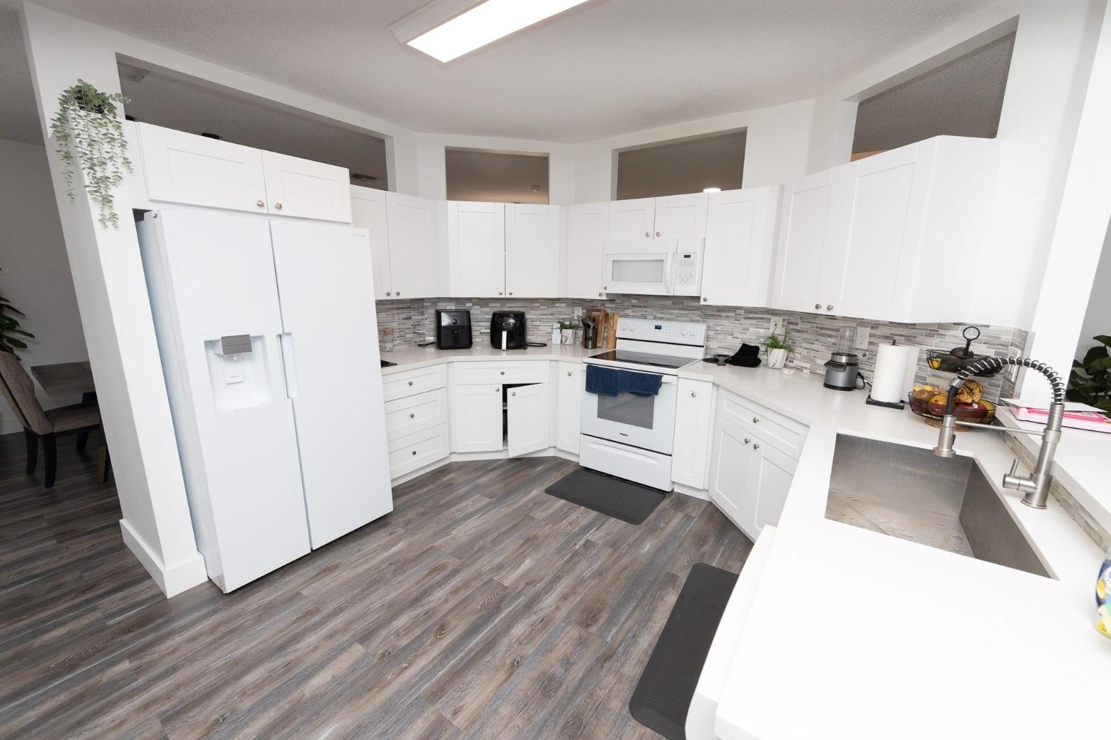 SILVER LAKES PHASE III REPLAT - Residential Lease