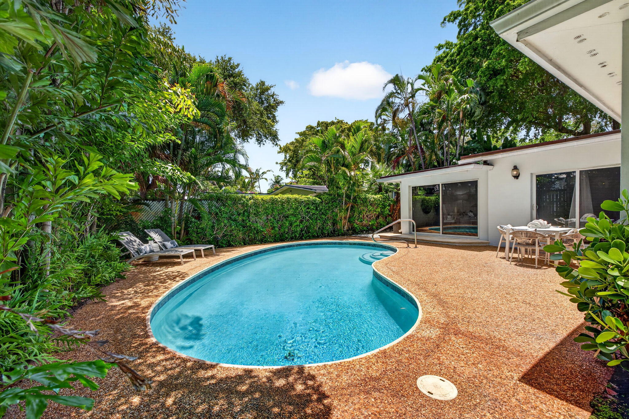 LAUDERDALE HARBORS - Residential